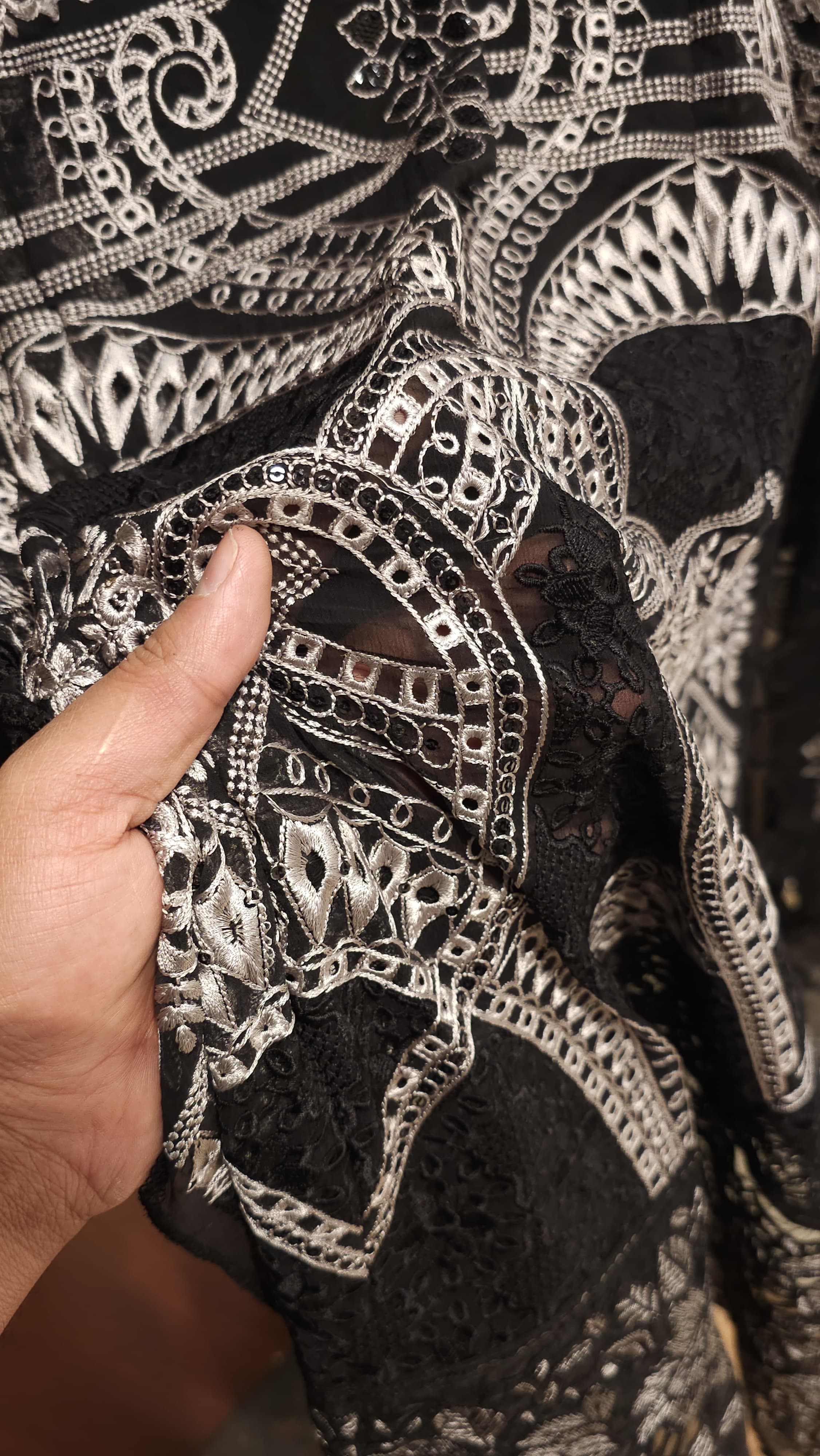 Luxury Pakistani Chiffon Embroidered Suit 2.O