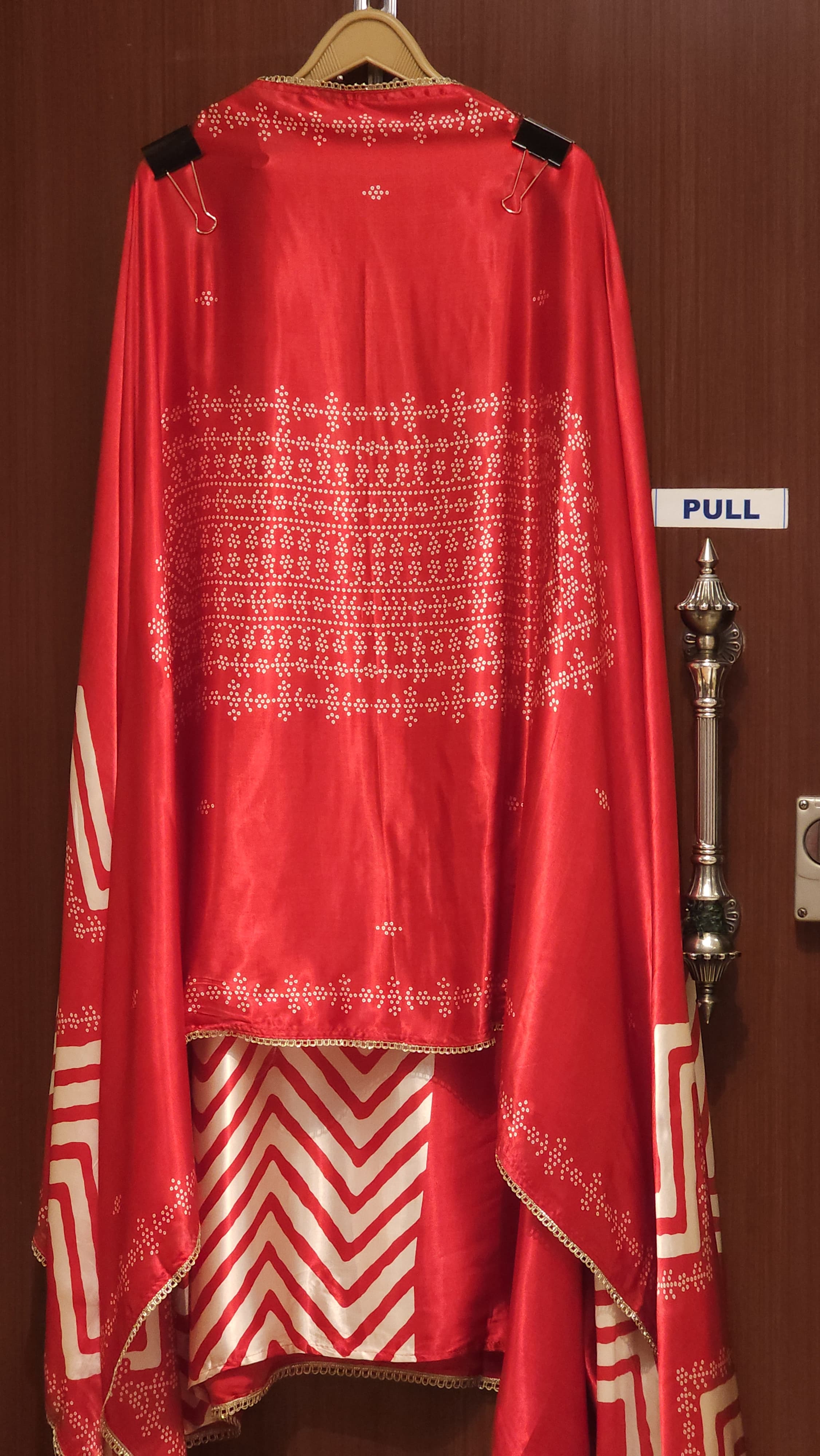 Gajji Silk 8.O with Bandhani & Zigzag Style Fusion