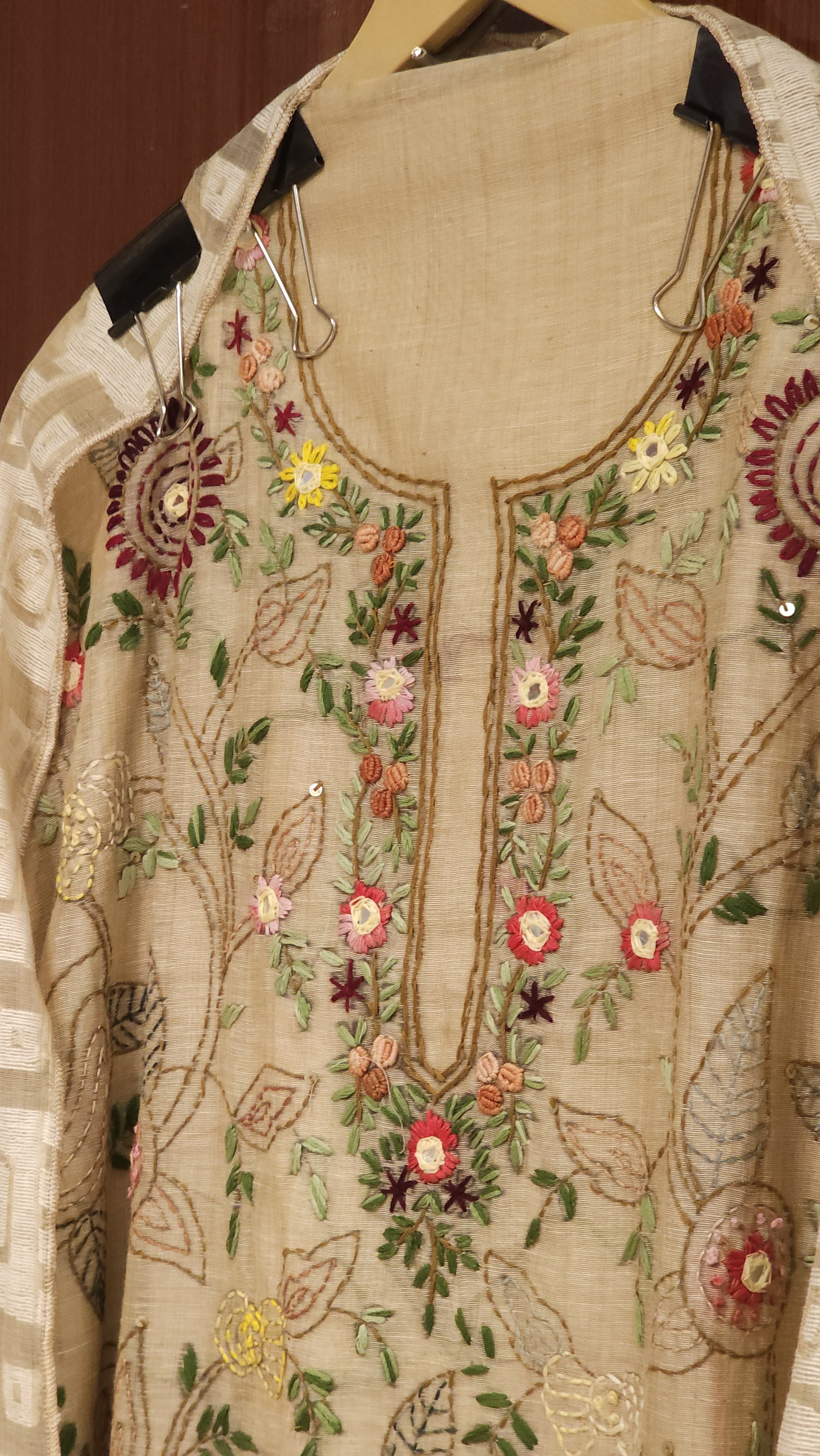 Pure Linen Handcrafted Kantha Work Suit
