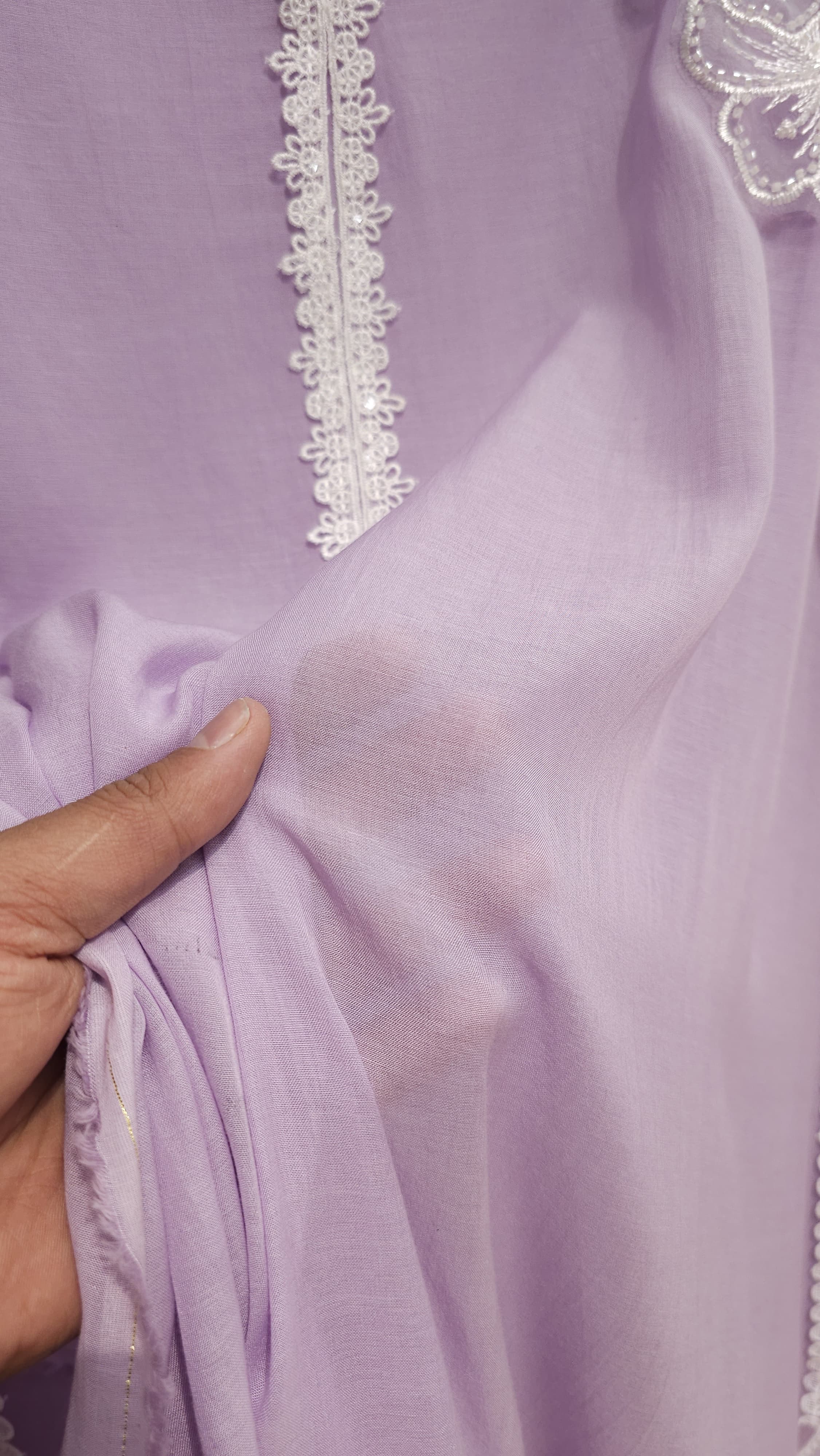 Mul Cotton Suit With Applique & Crochet Detailing