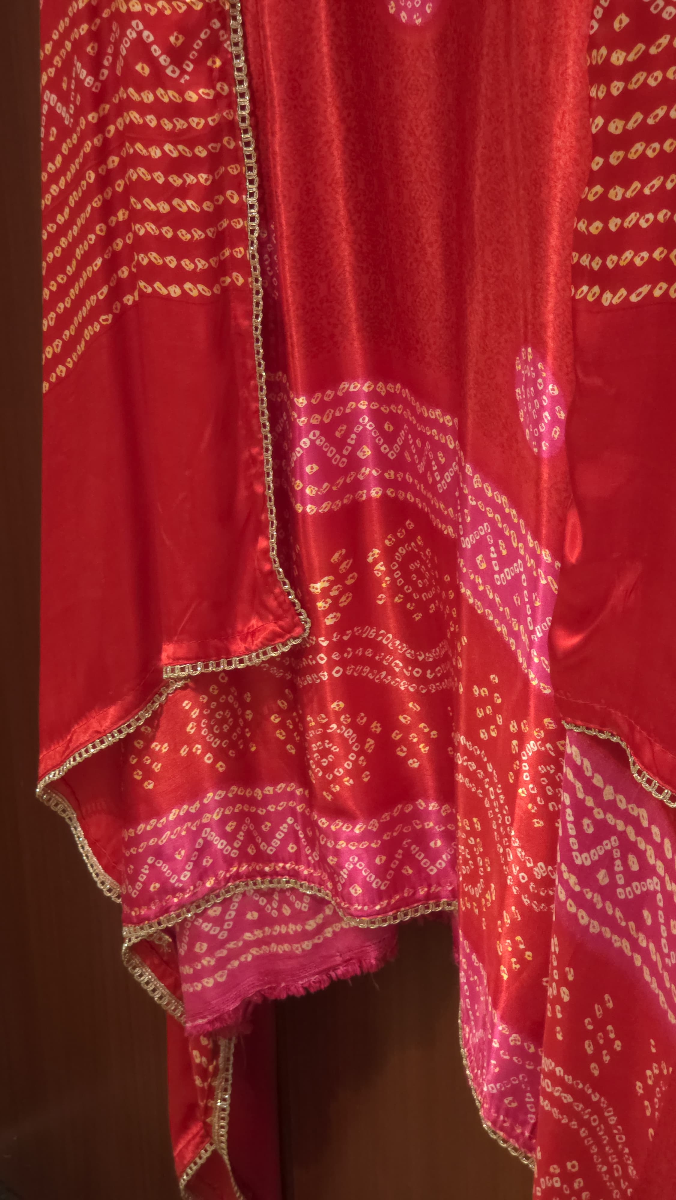 Gajji Silk 9.O with Bandhani Prints