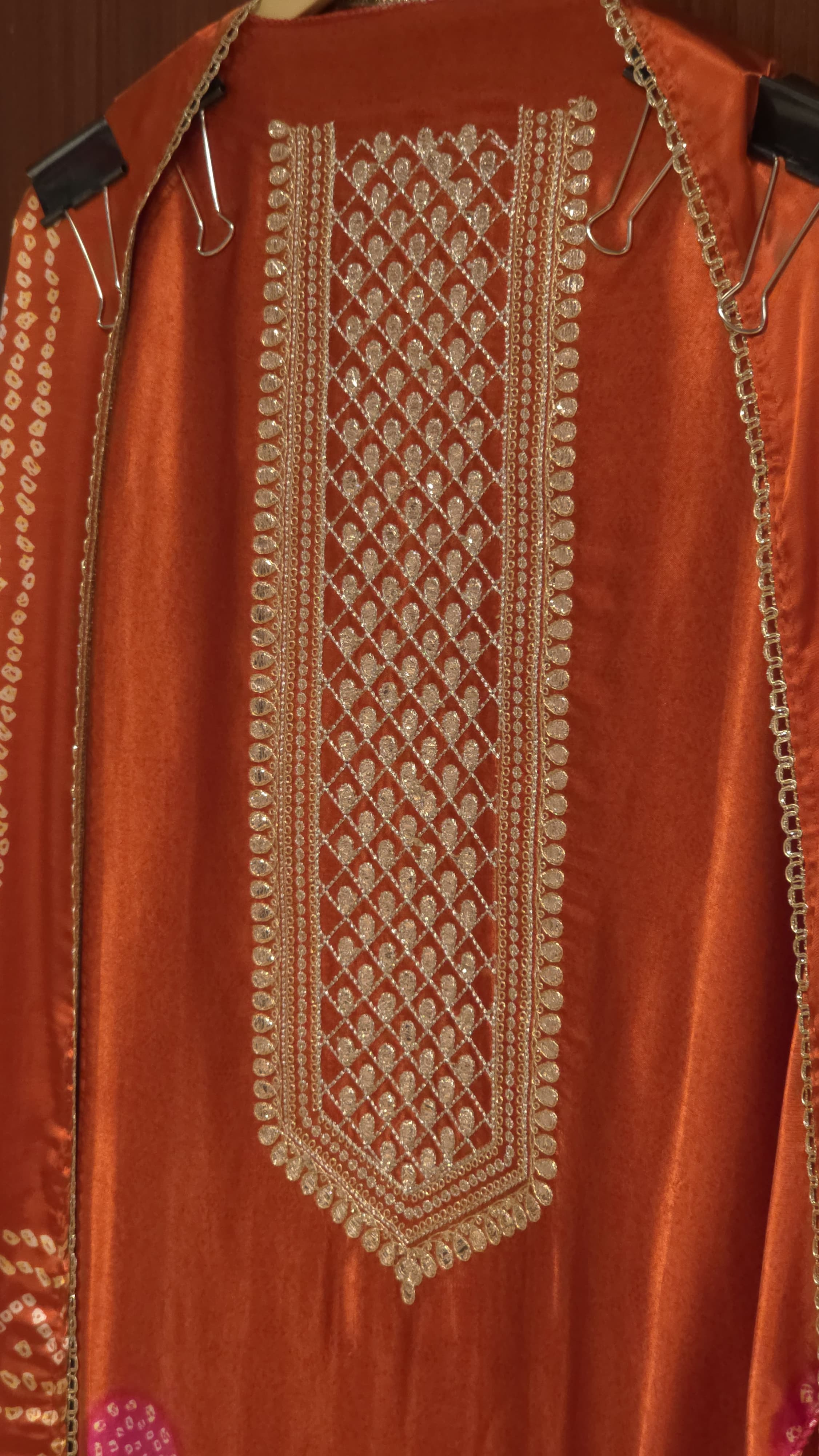 Gajji Silk 9.O with Bandhani Prints