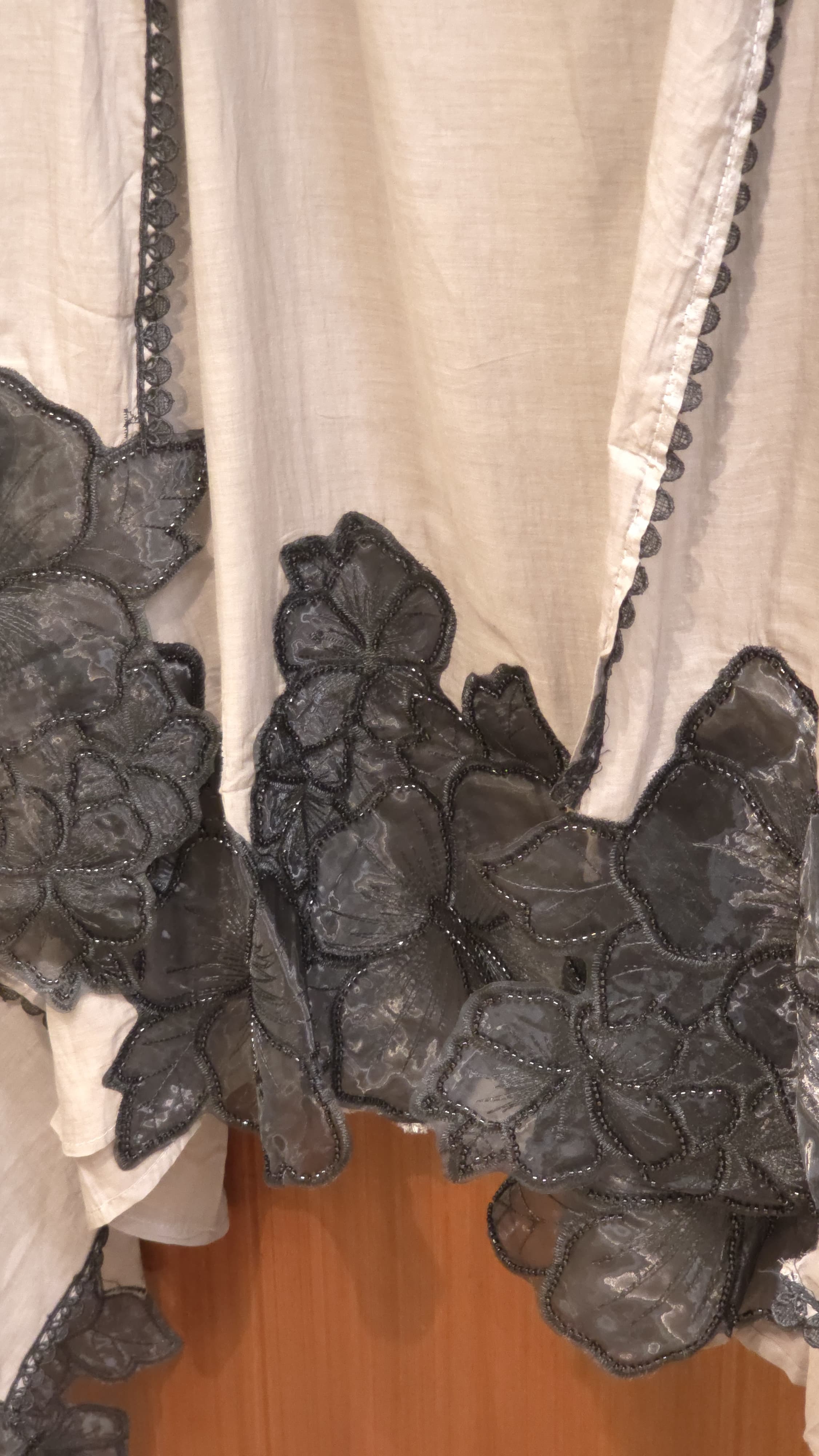 Applique & Crochet Mul Cotton Suit 2.O