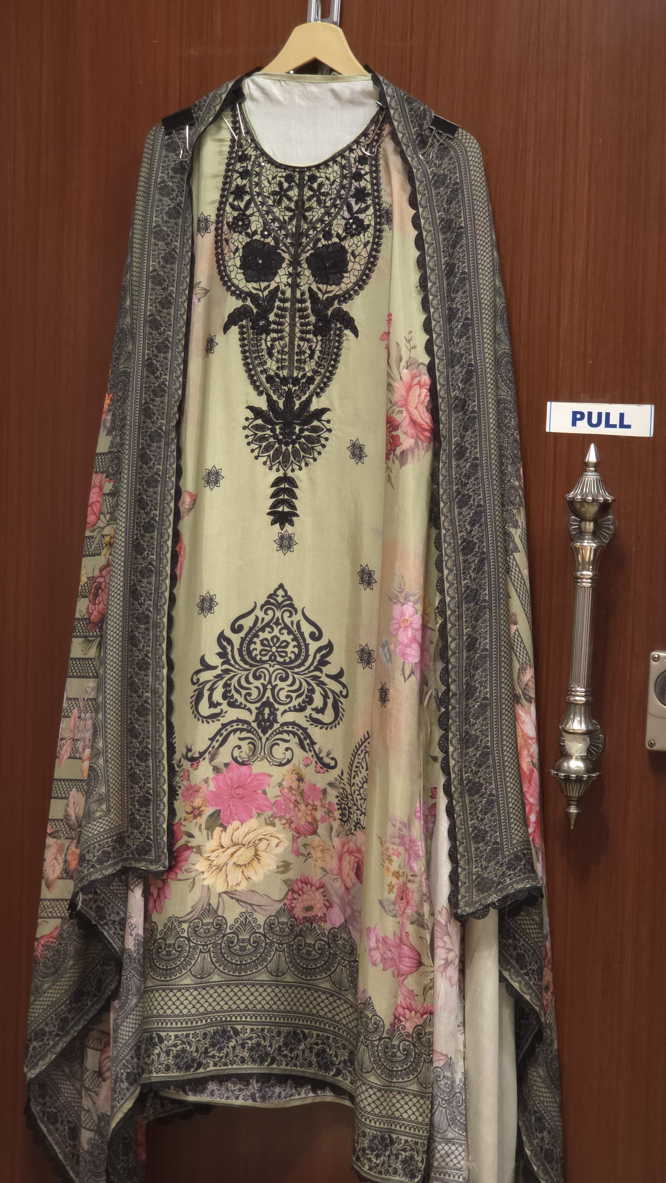 Elegant Muslin Pakistani Suit With Laces & Rear Embroidery