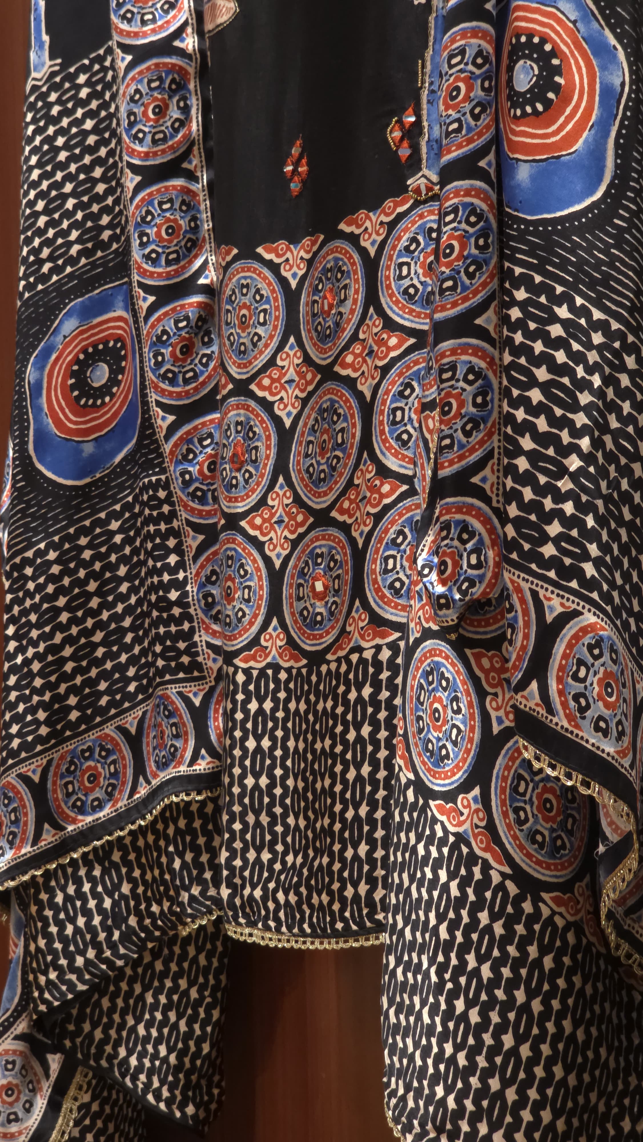 Gajji Silk 11.O with Tropical & Ajrakh Fusion Prints