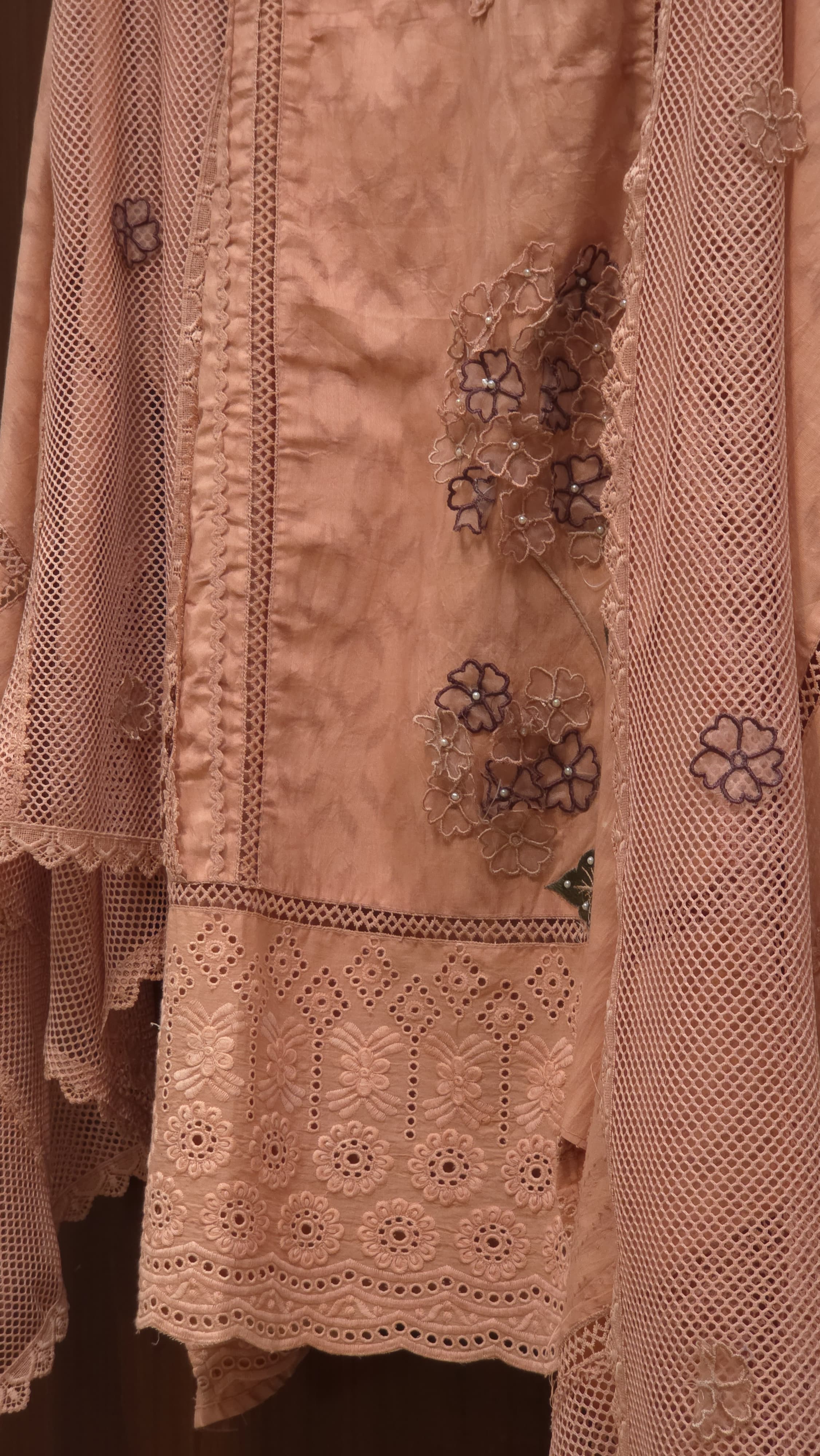 Woven Cotton Suit- 3D floral embroidery, Layered Jaali Dupatta