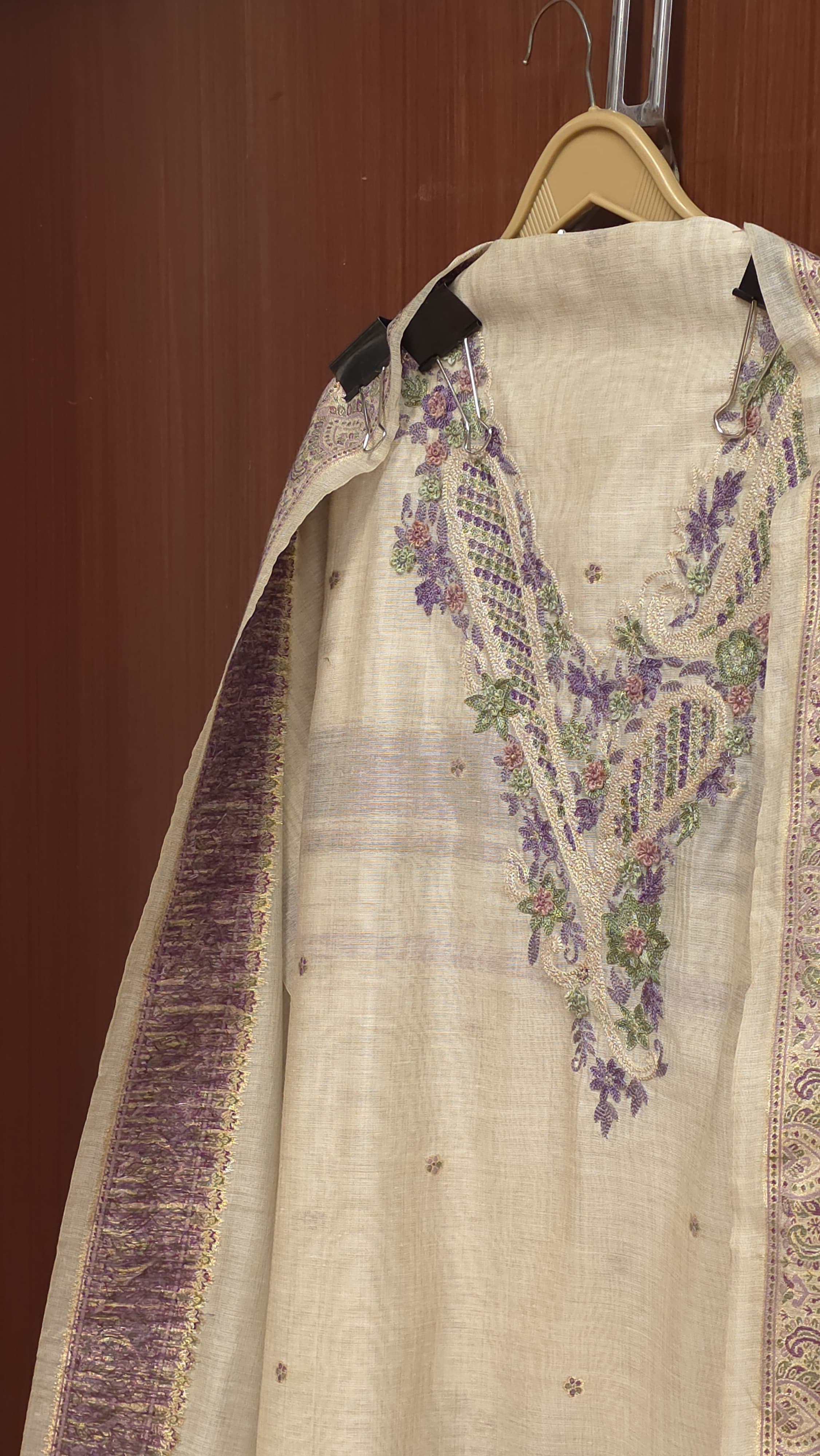 Jamdani Khaddi Weave Suit- A Rear Craft