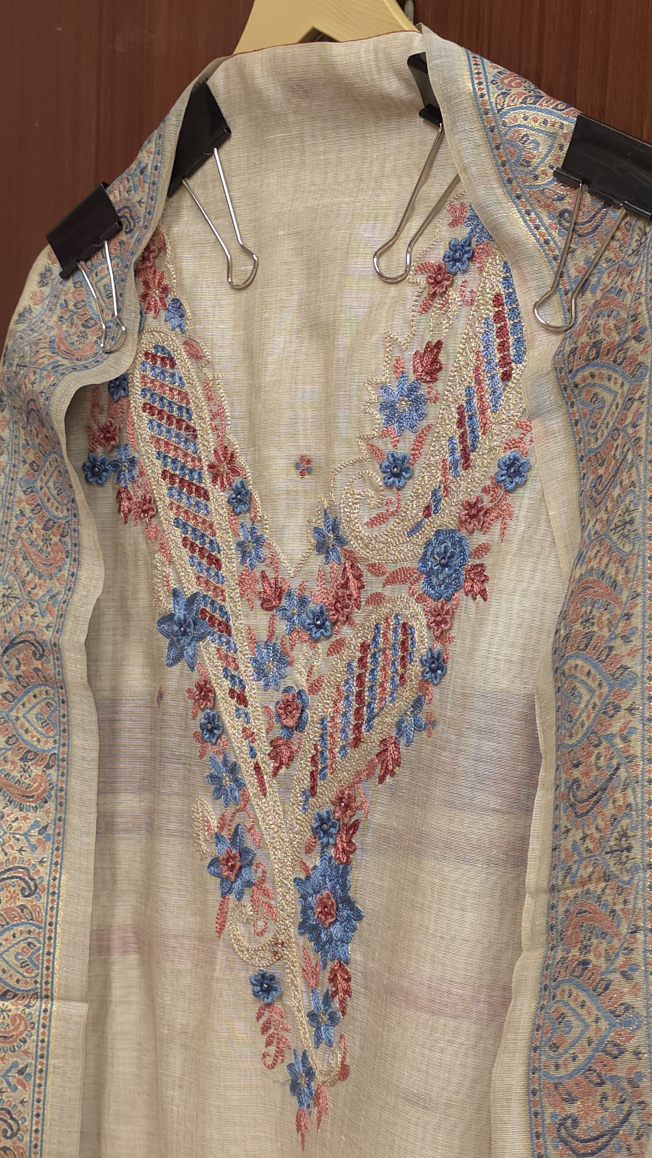 Jamdani Khaddi Weave Suit- A Rear Craft