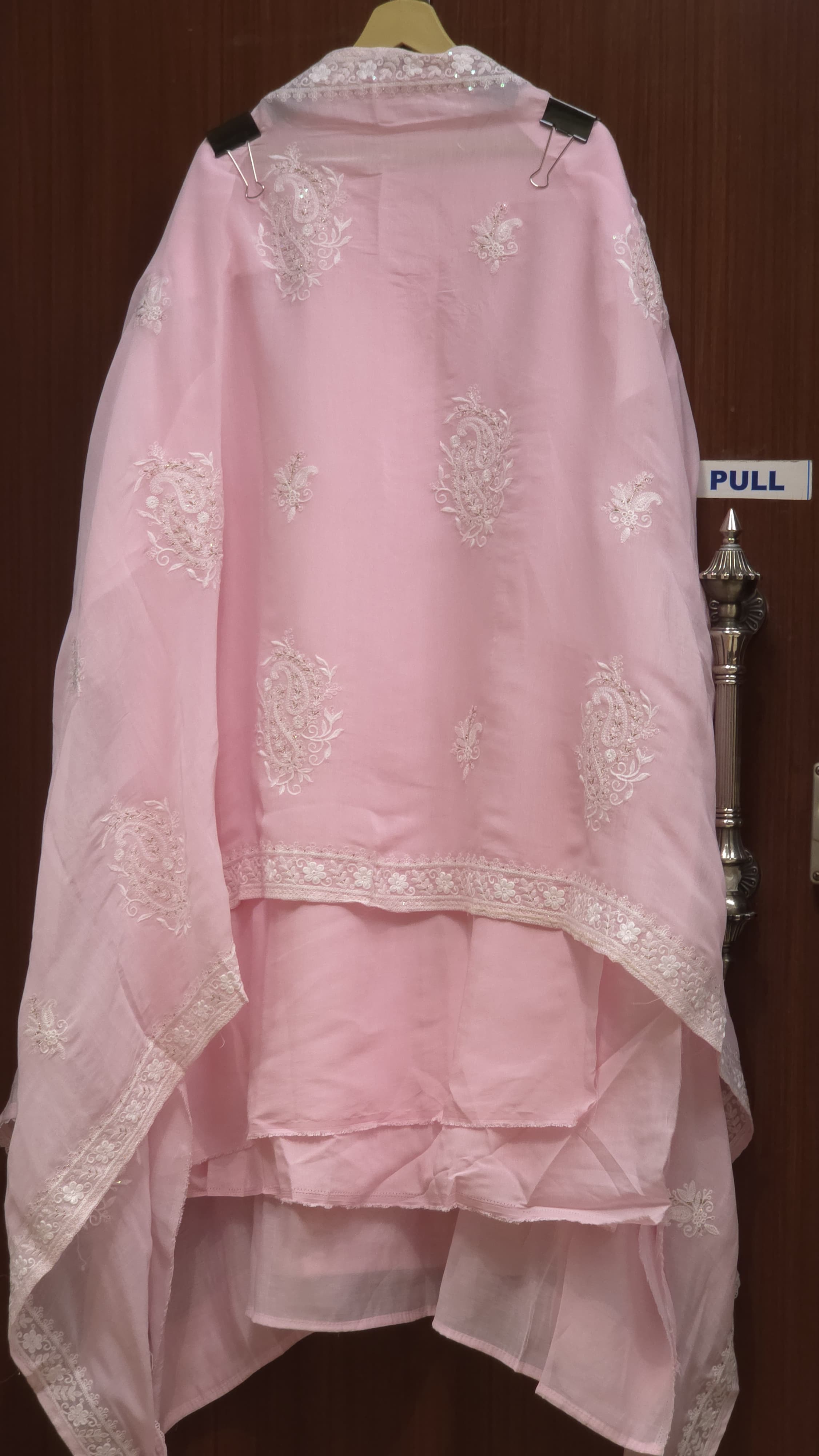 Lucknowi Mul Chanderi Suit 1.O