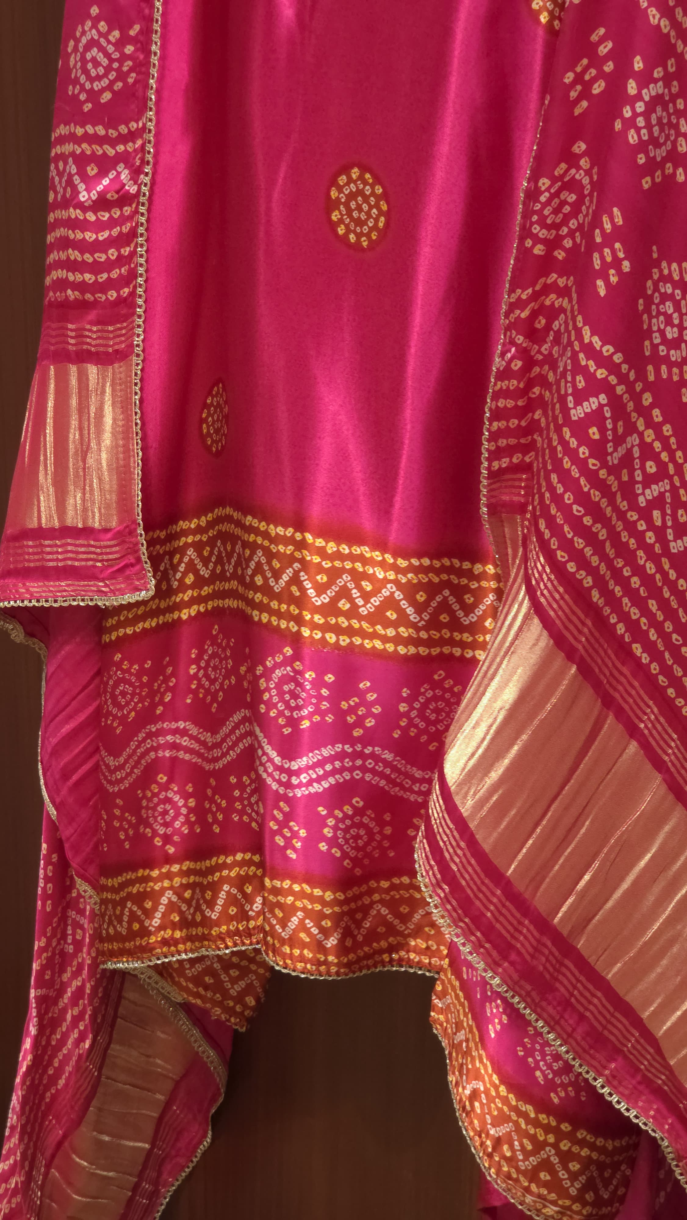 Gajji Silk 13.O with Golden Weave Border