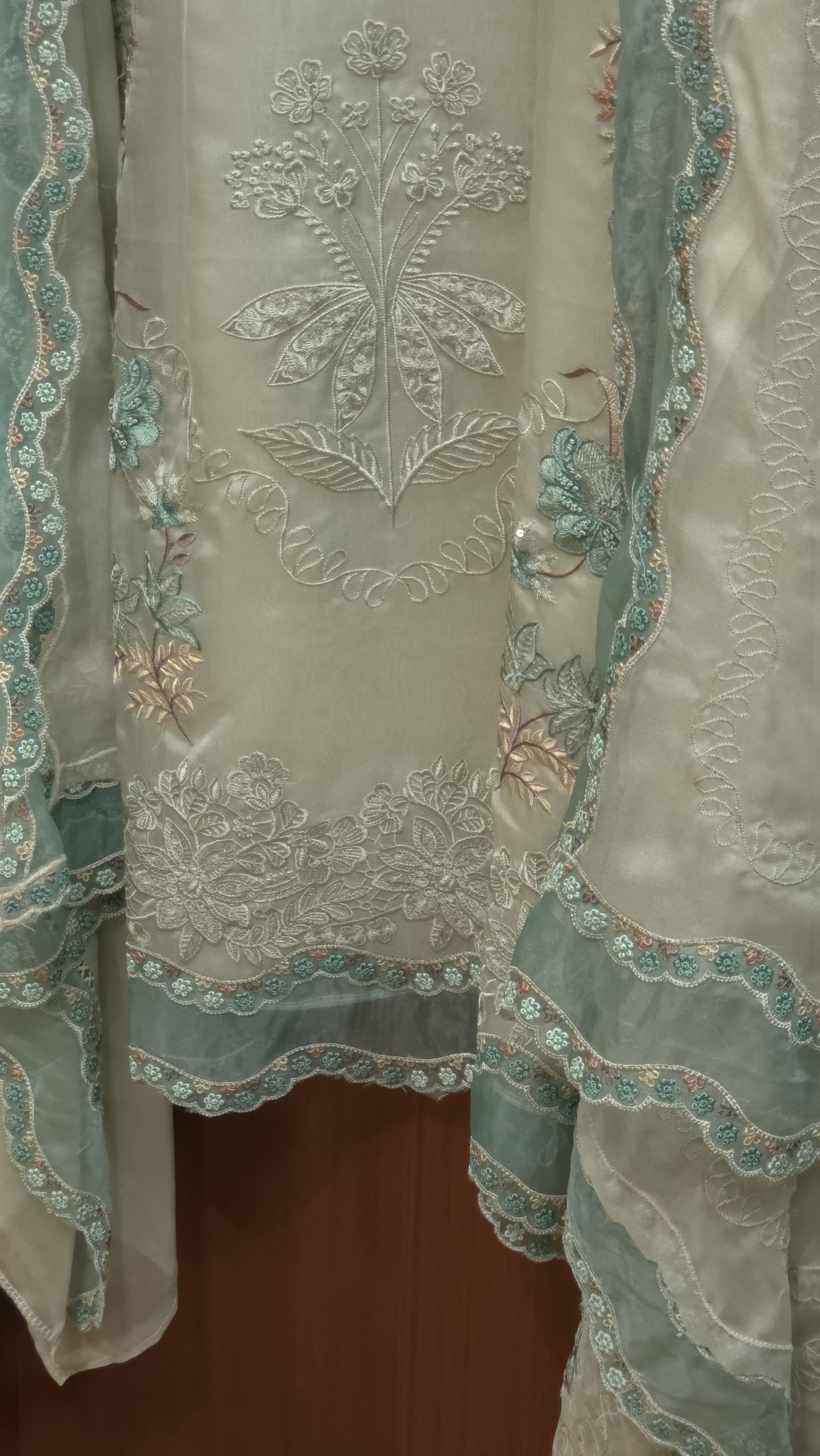 Exhibition's Choice Pakistani Organza Suit 3.O