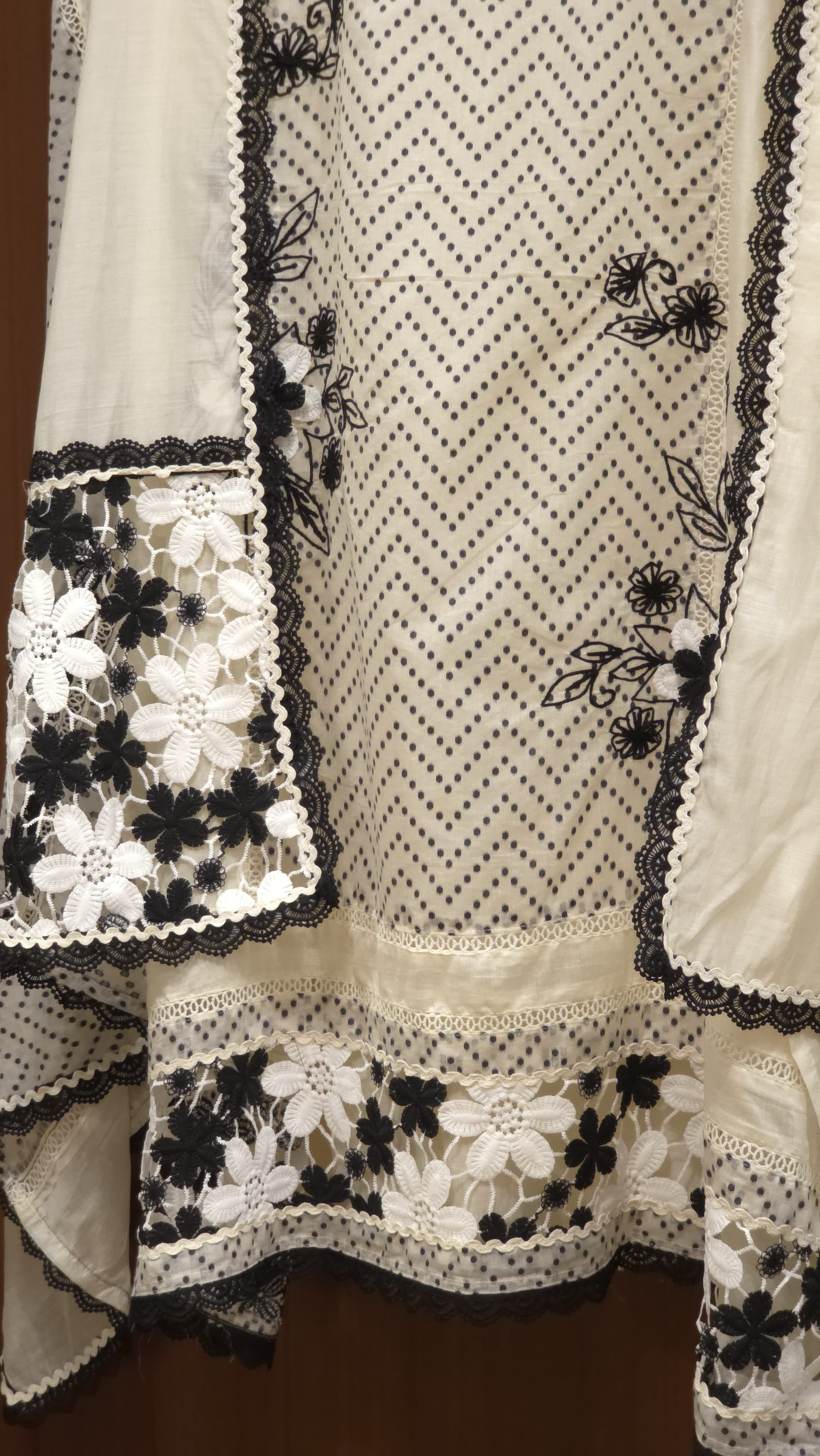 Pakistani Crochet Suit 2.O