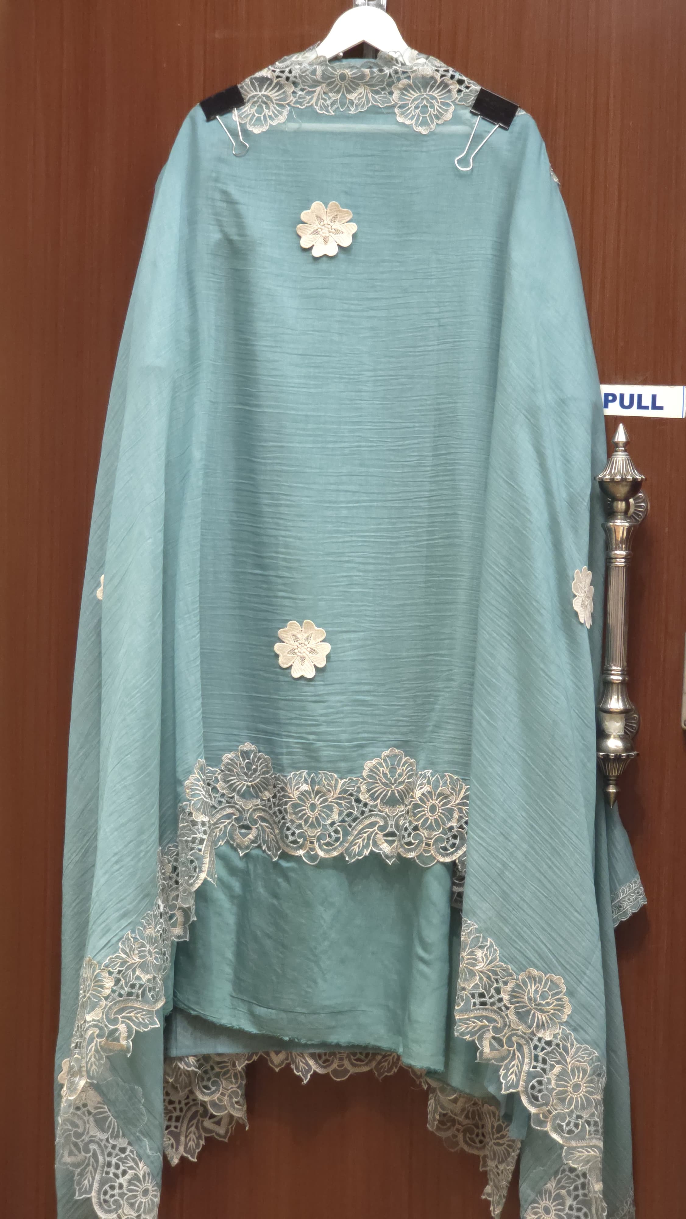Pakistani Crochet Suit 3.O