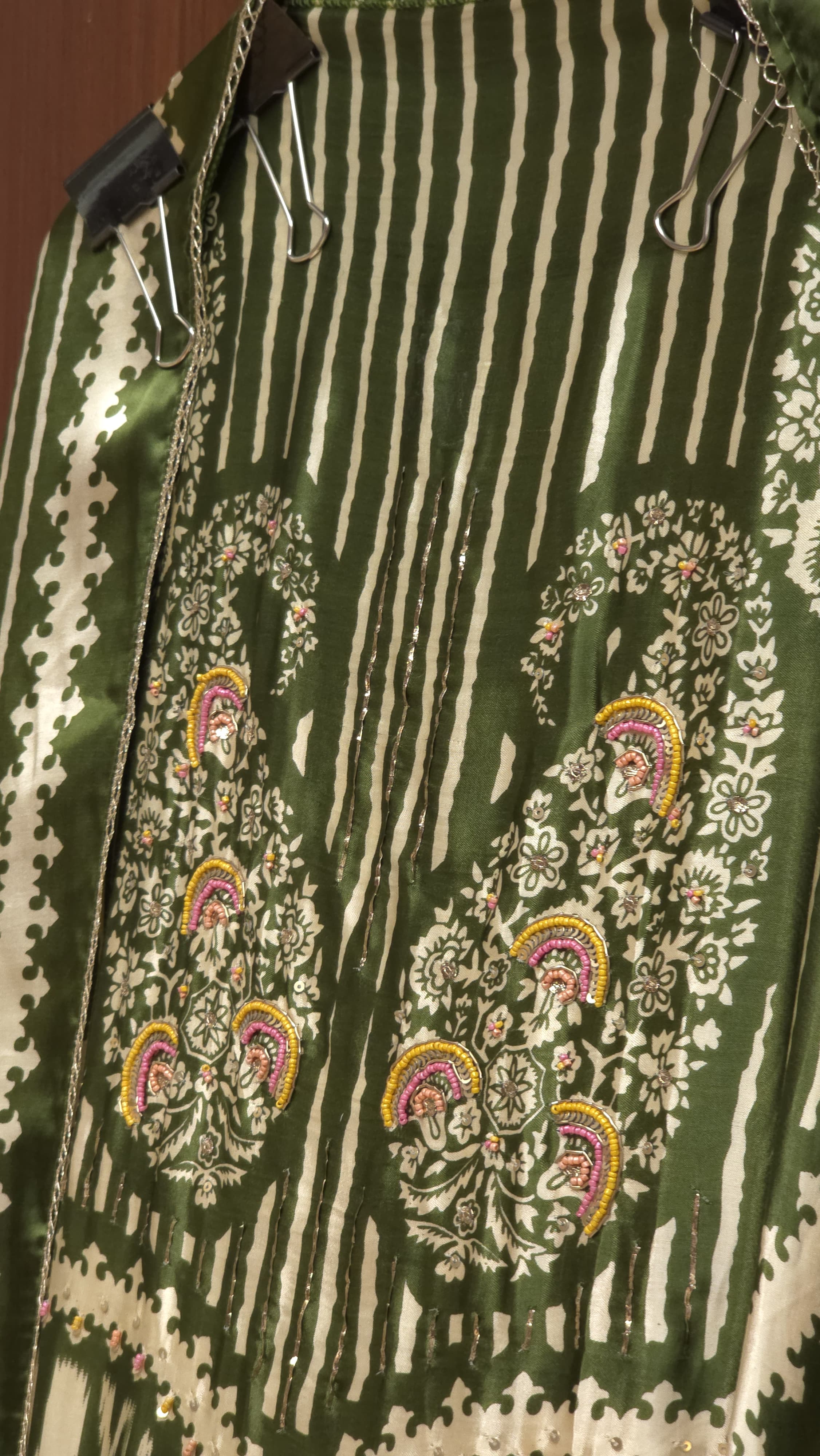 Gaji Silk 15.O with Ikat & Paisley Print