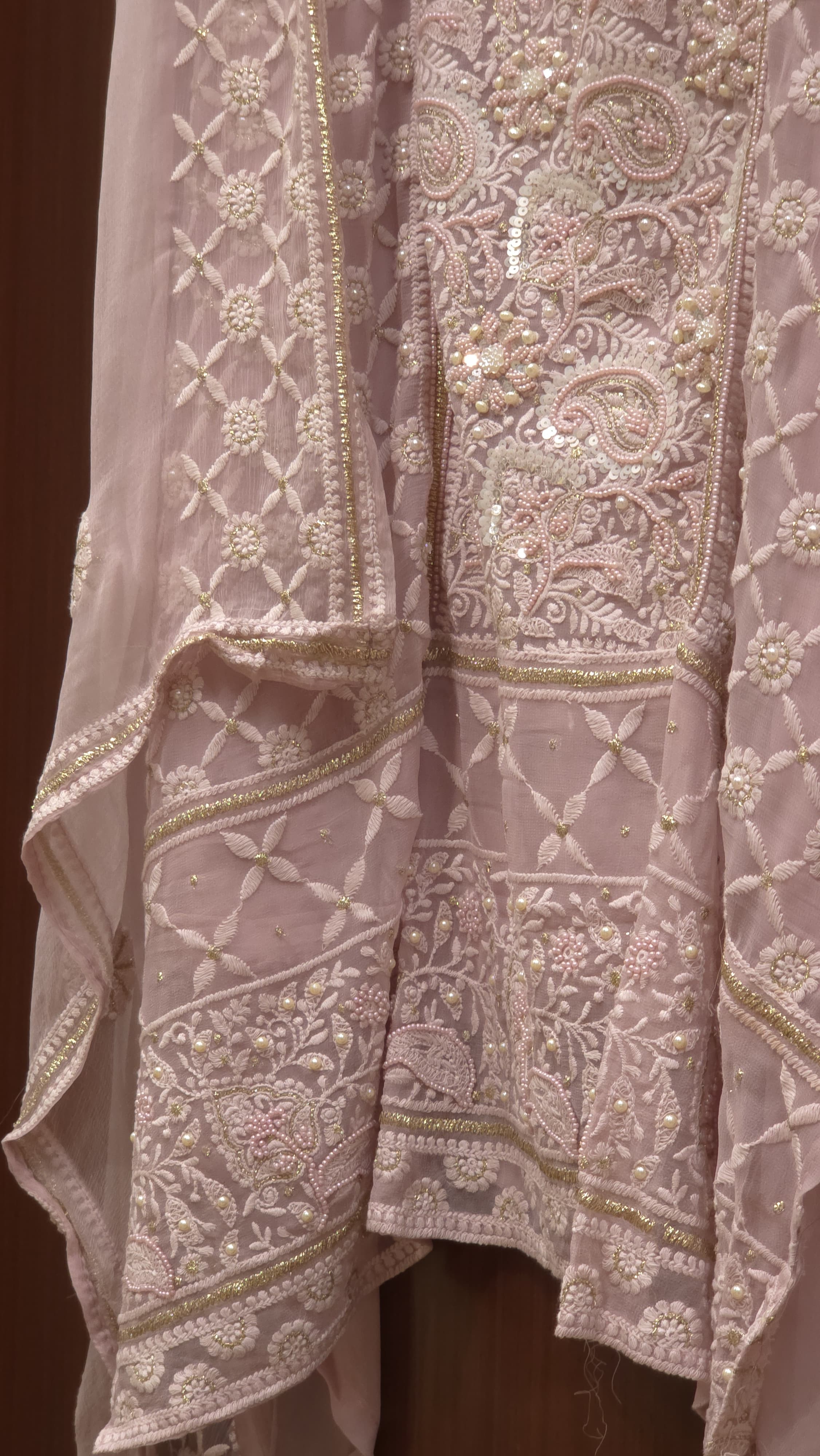 Georgette Lucknowi Pearl Suit 4.O