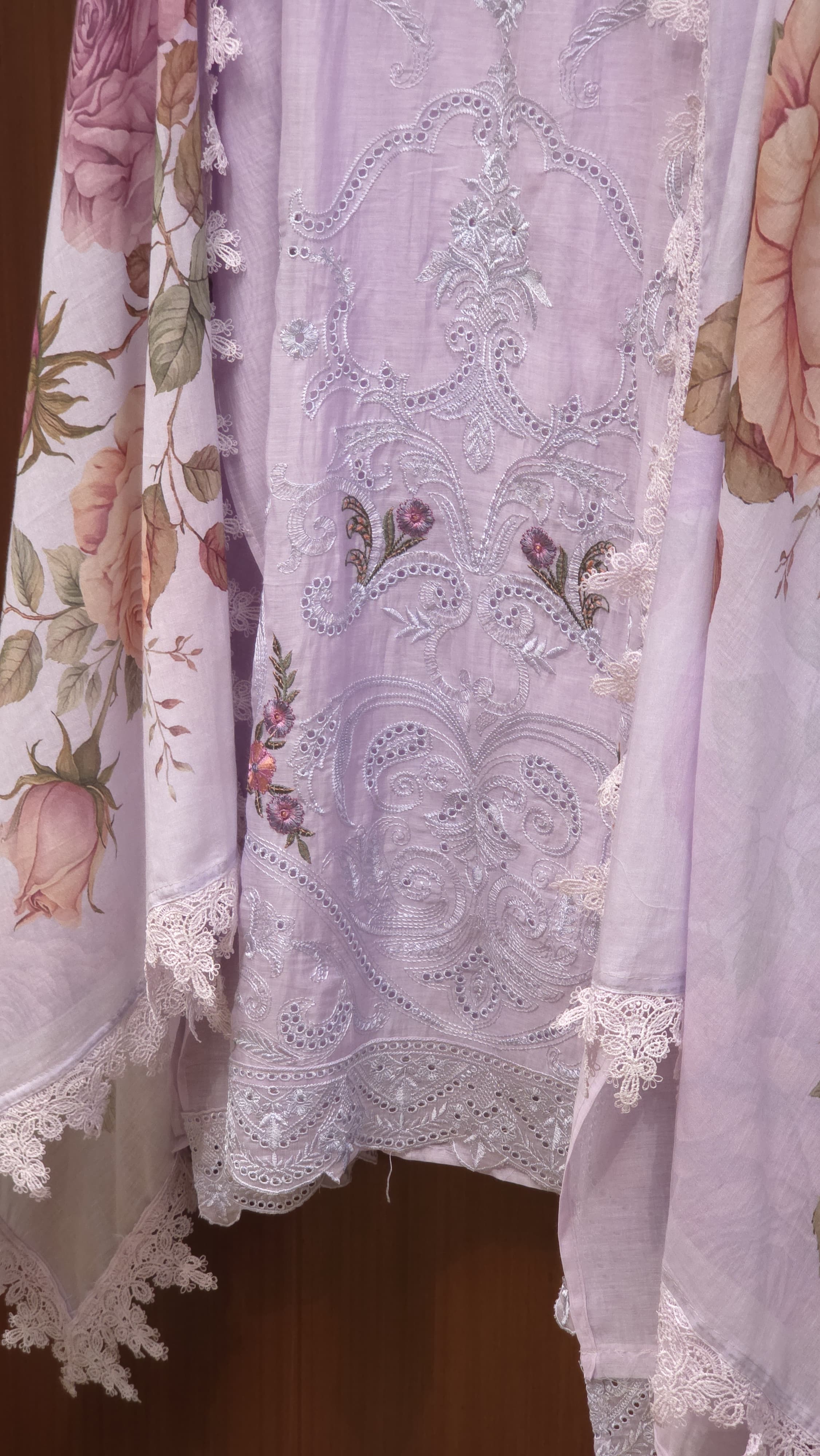 Pakistani Mul Chanderi Suit with Dyed Karachi lace's