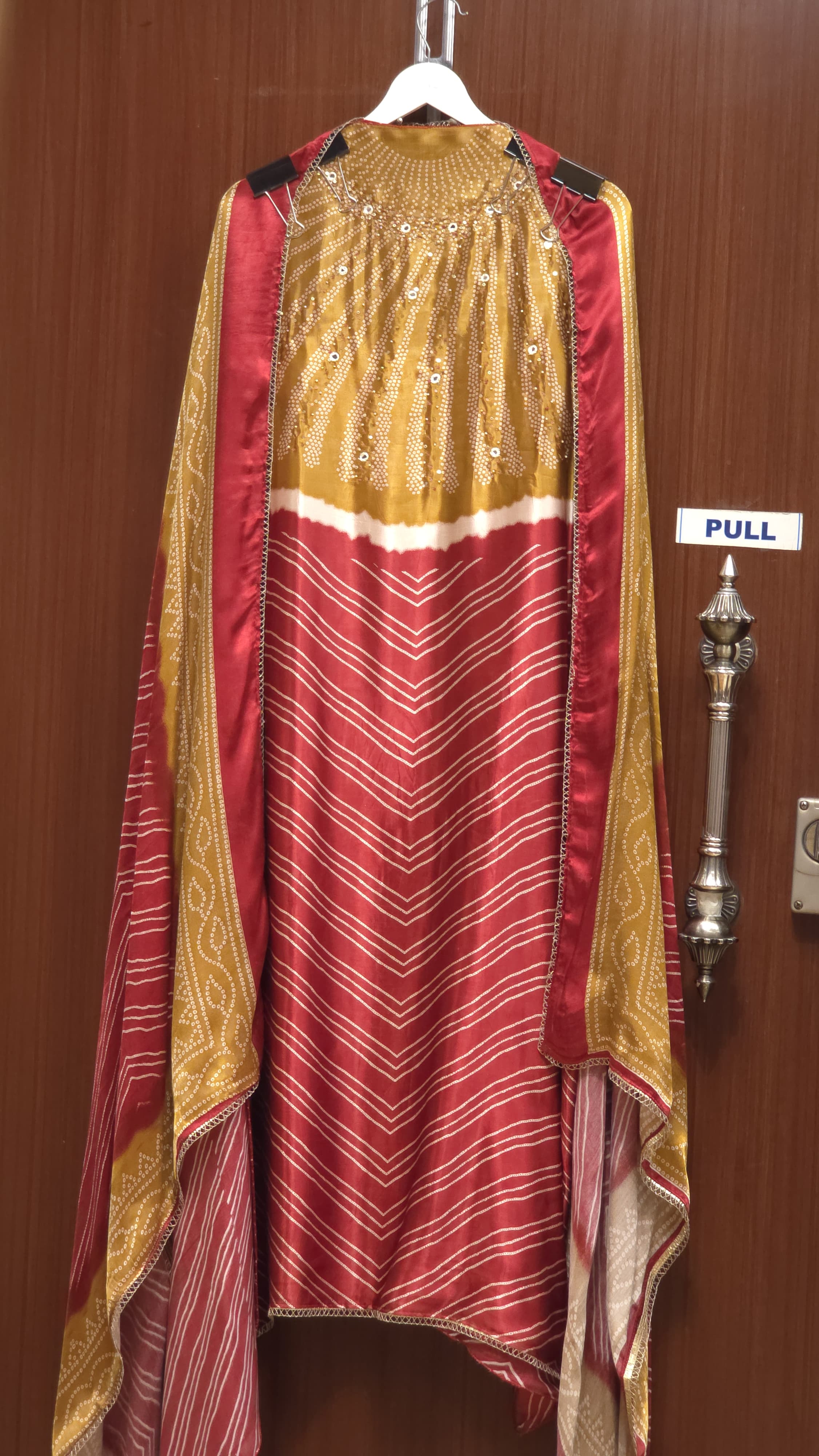 Gaji Silk 16.O with Bandhani & Gotta Prints