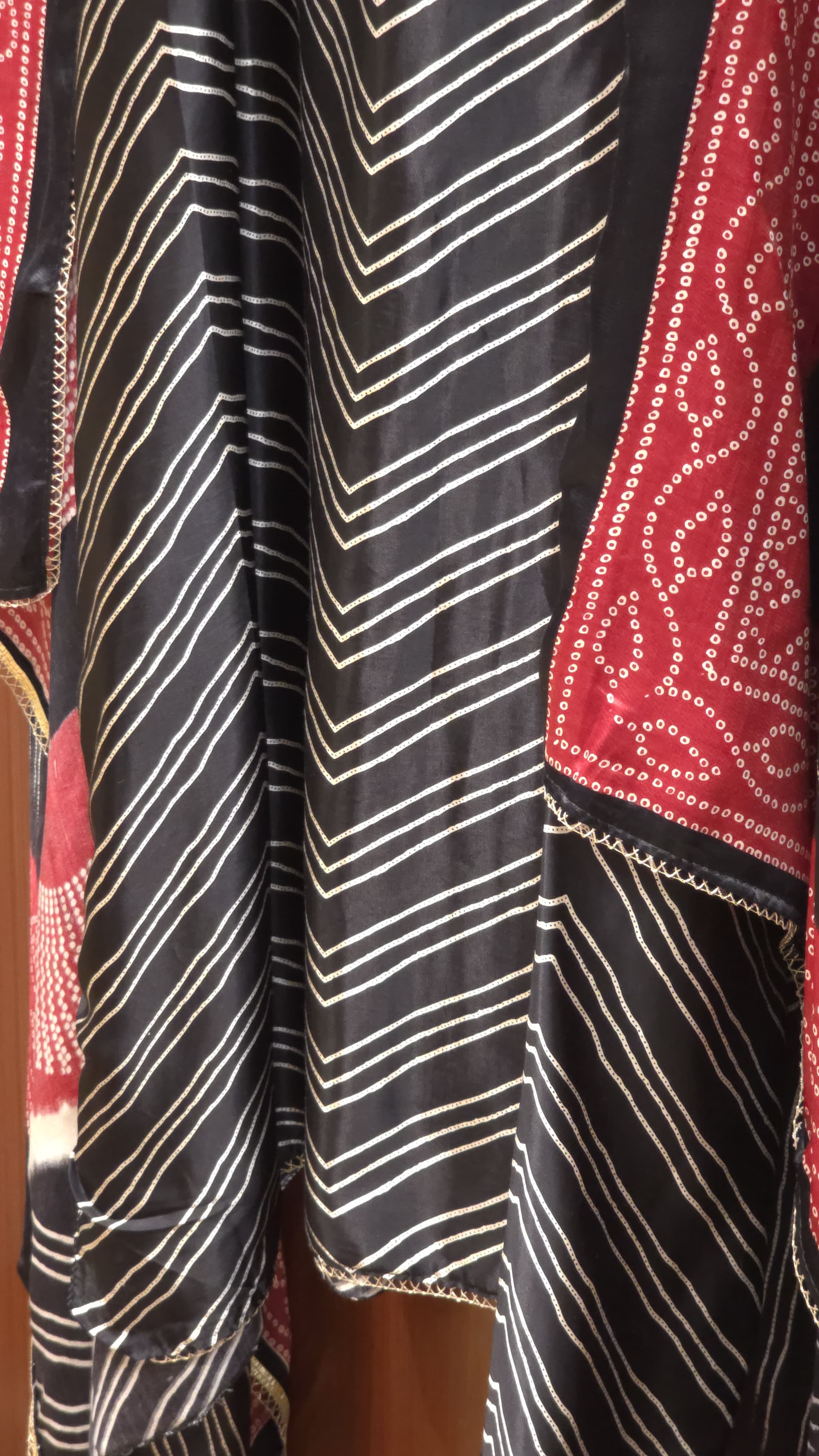 Gaji Silk 16.O with Bandhani & Gotta Prints