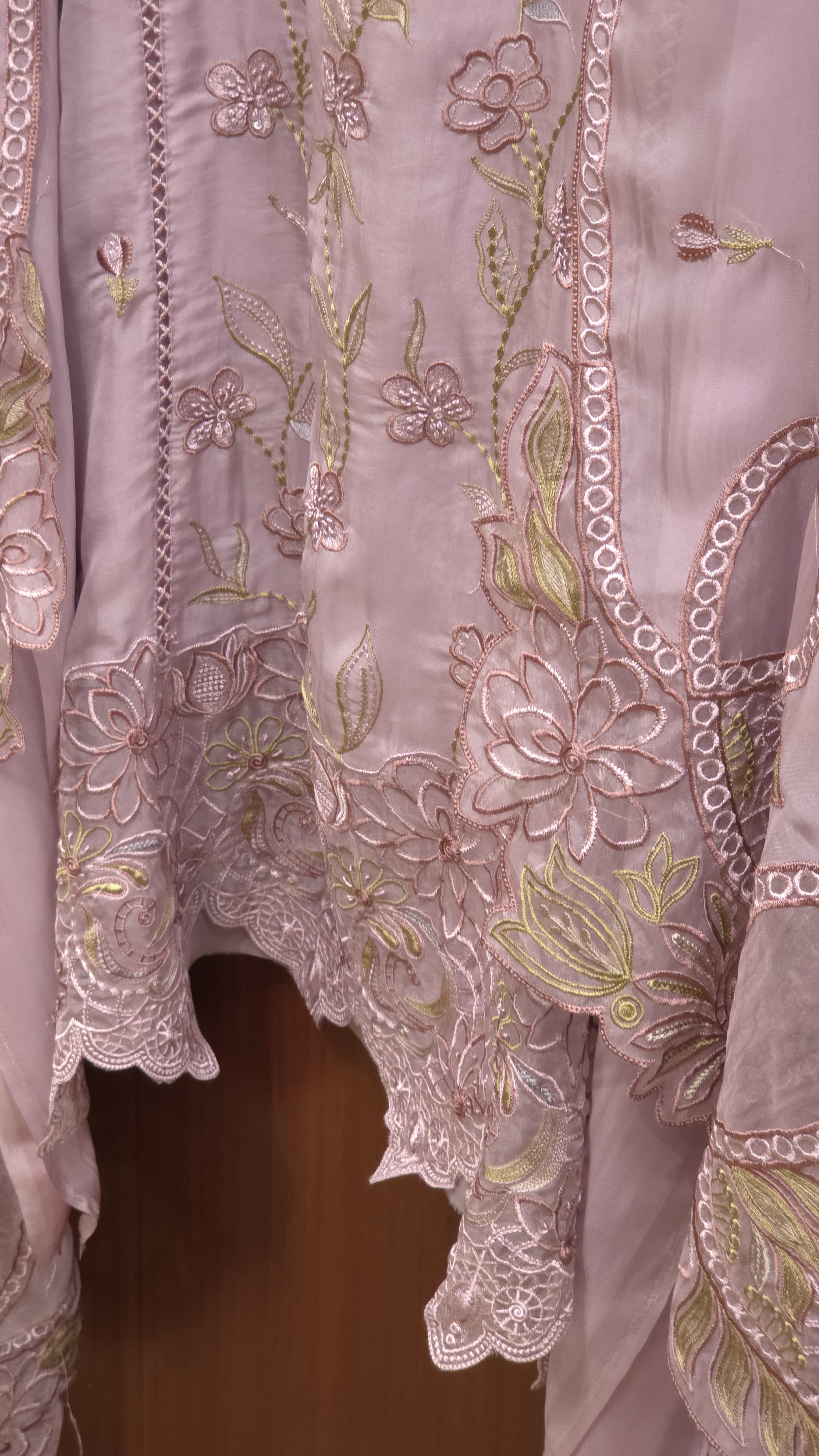 Exhibition's Choice Pakistani Organza Suit 4.O