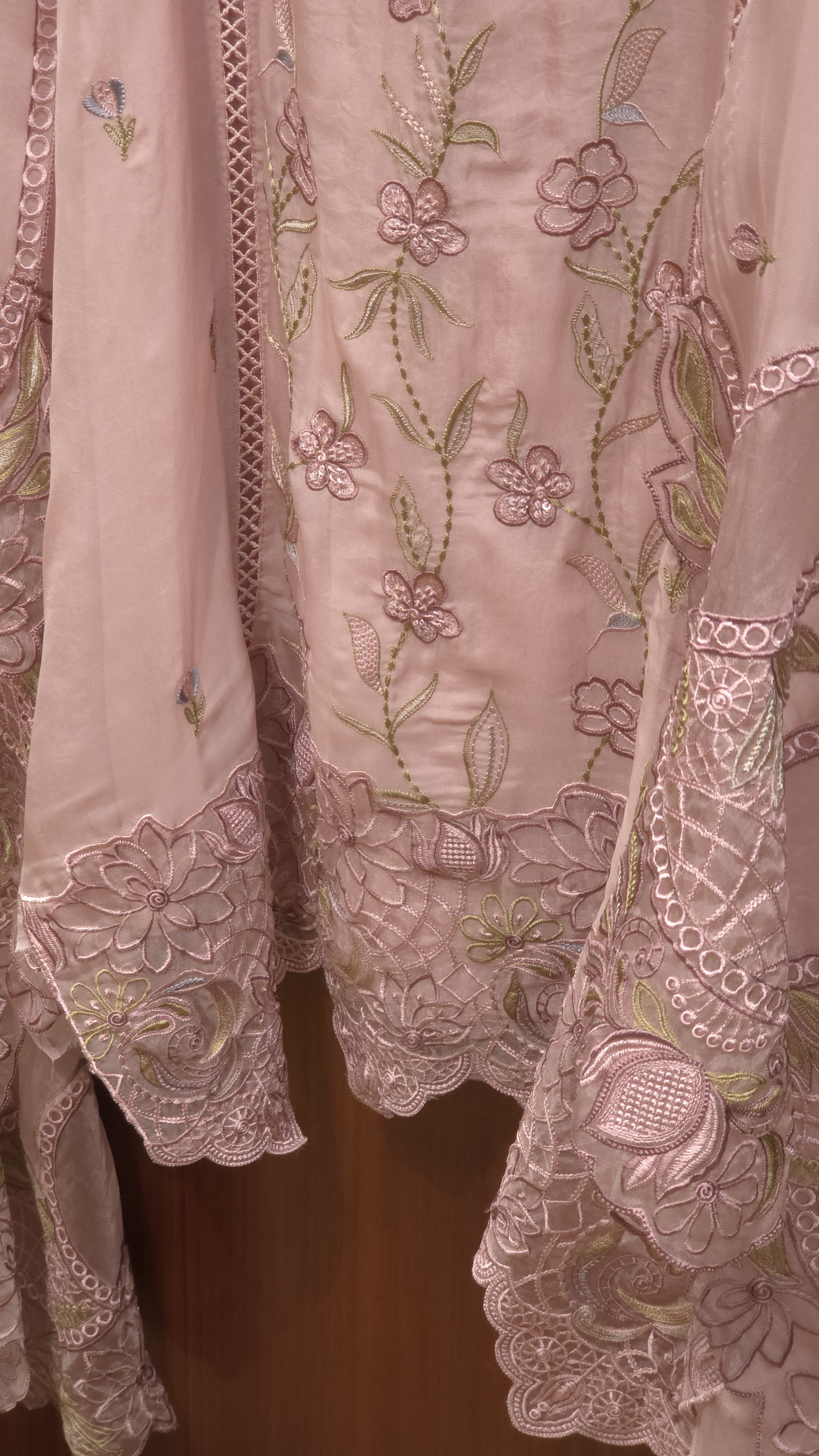 Exhibition's Choice Pakistani Organza Suit 4.O