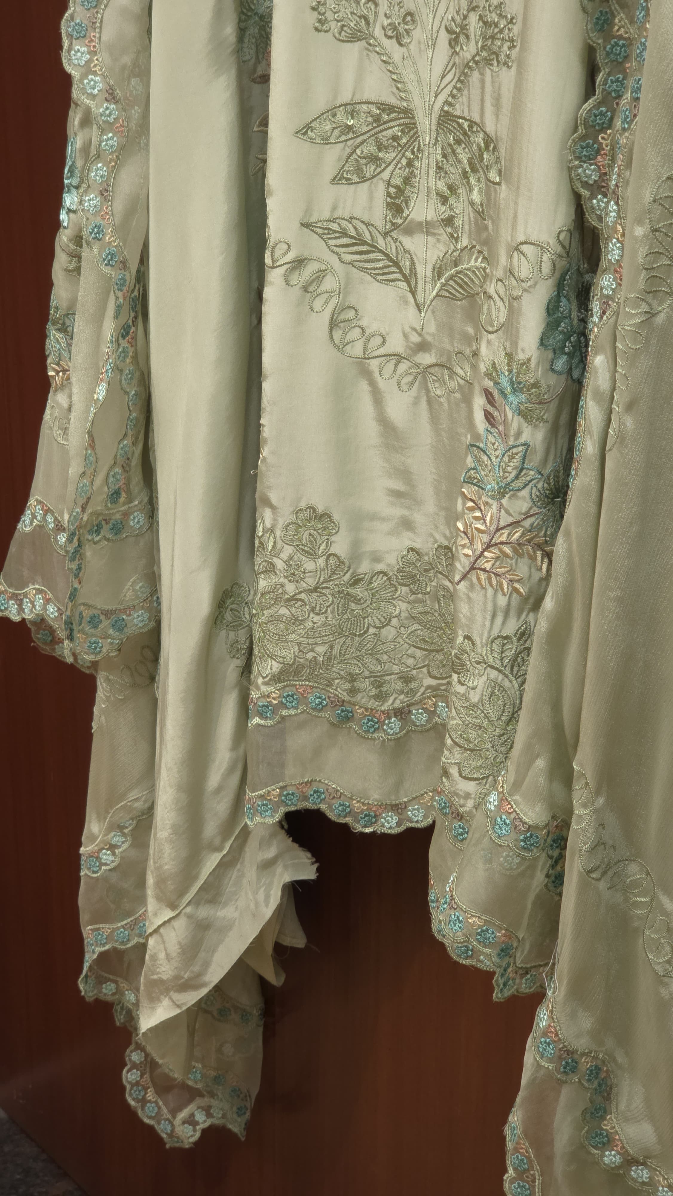 Exhibition's Choice Pakistani Suit 3.O - Crepe