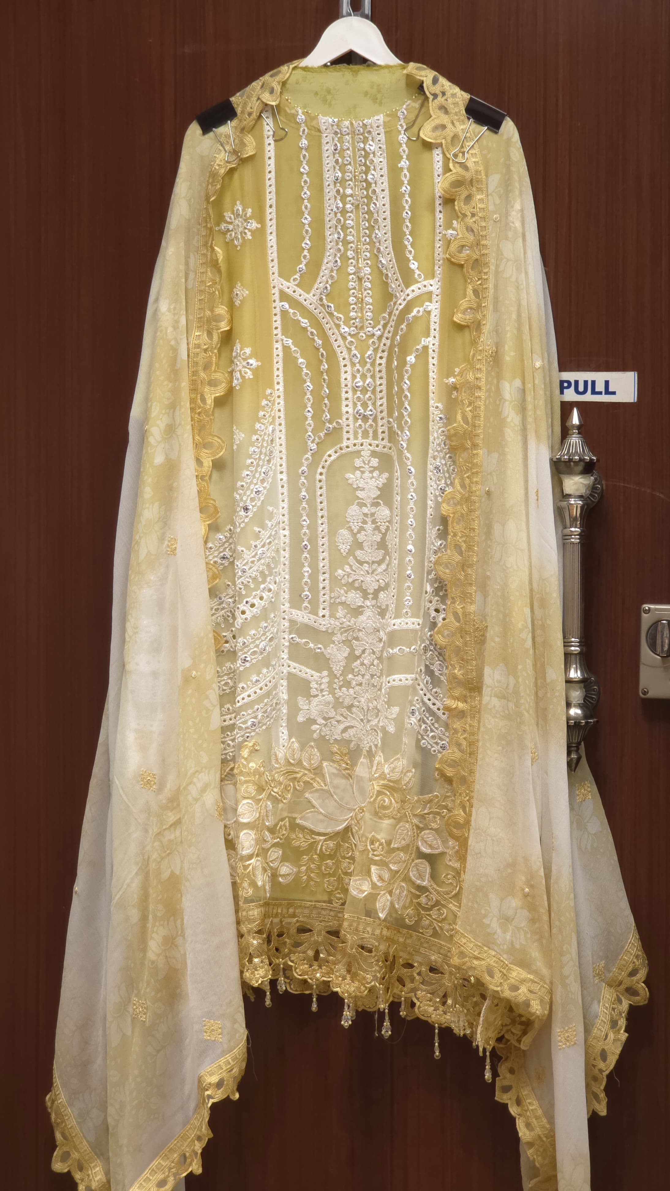 Pakistani Pure Chiffon Suit 4.O-Cutwork,Patchwork