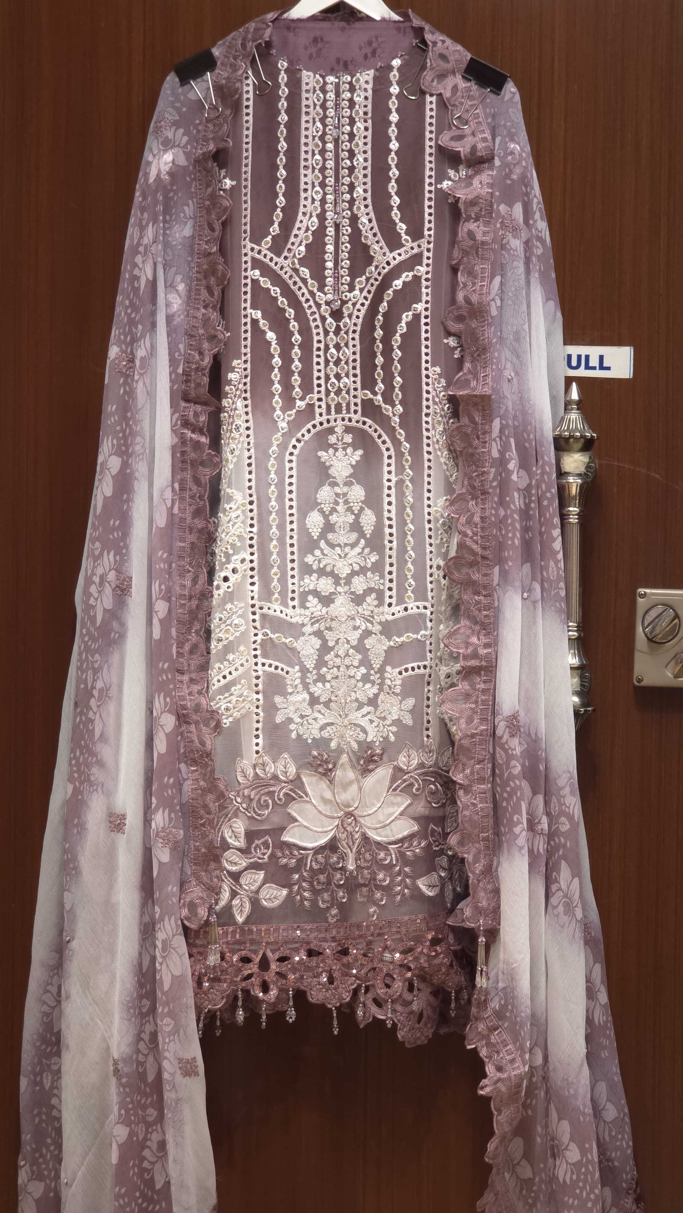 Pakistani Pure Chiffon Suit 4.O-Cutwork,Patchwork