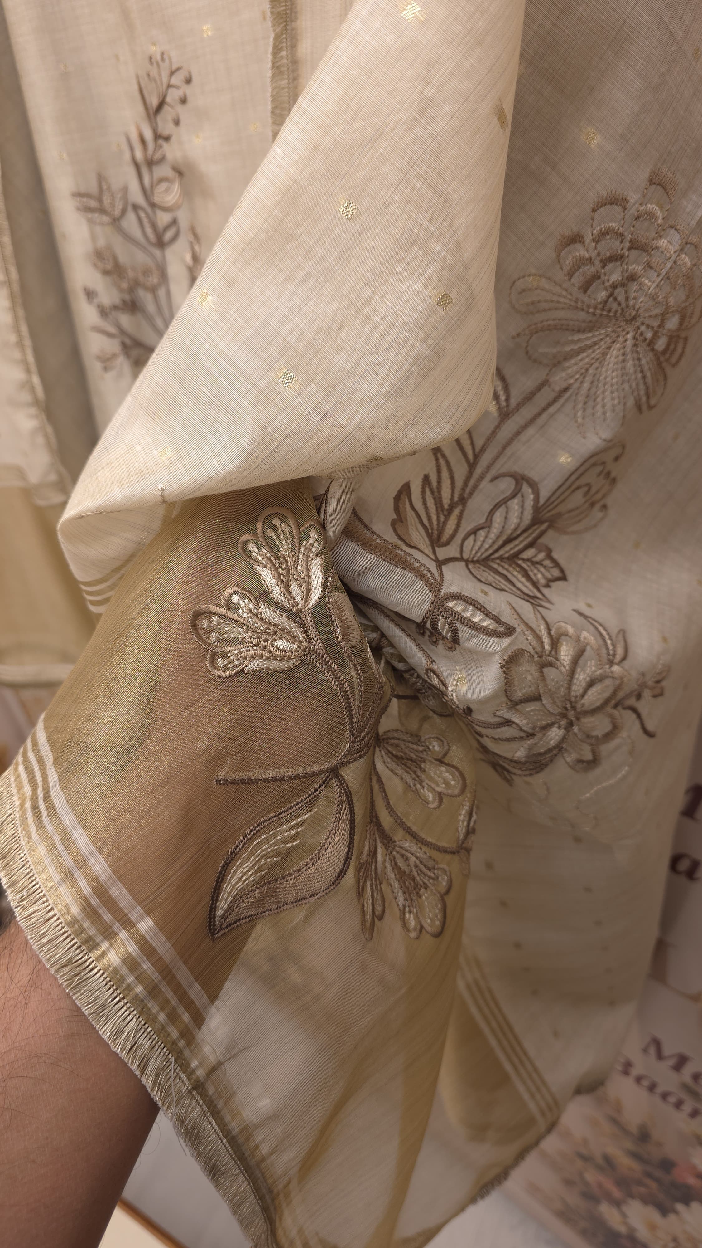 Jamdani Suit with Threadwork & Gold Weave