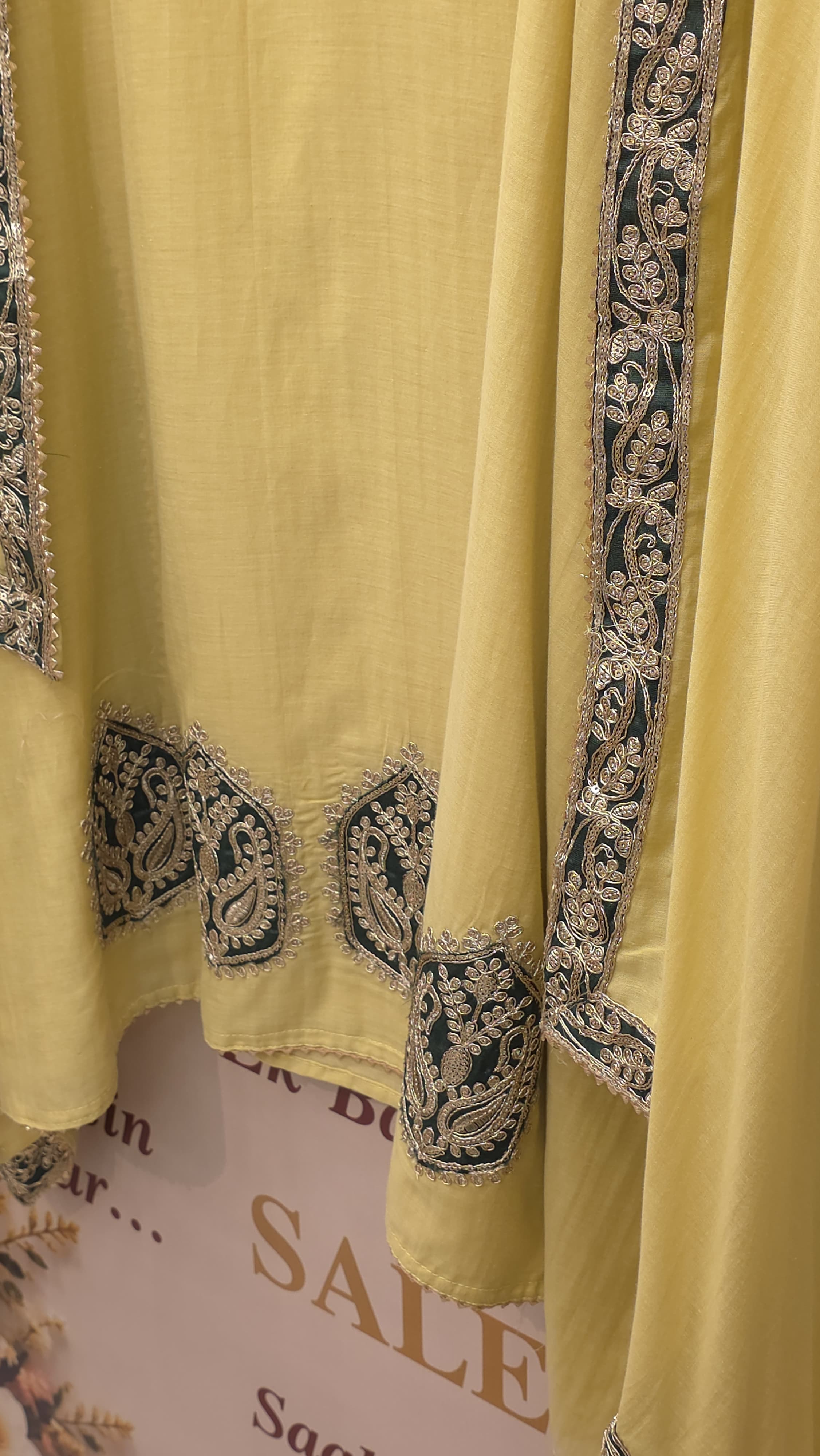 Rajwada Embroidered Mulchanderi Suit