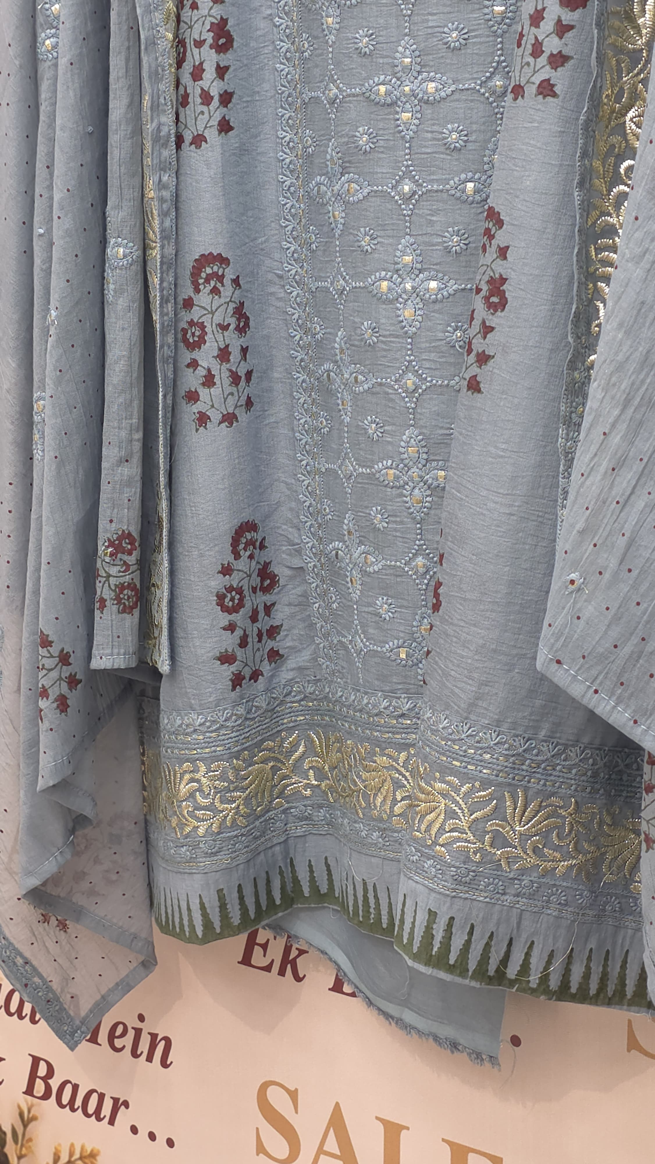 Mulchanderi Suit With Pitta,Threadwork & Print's