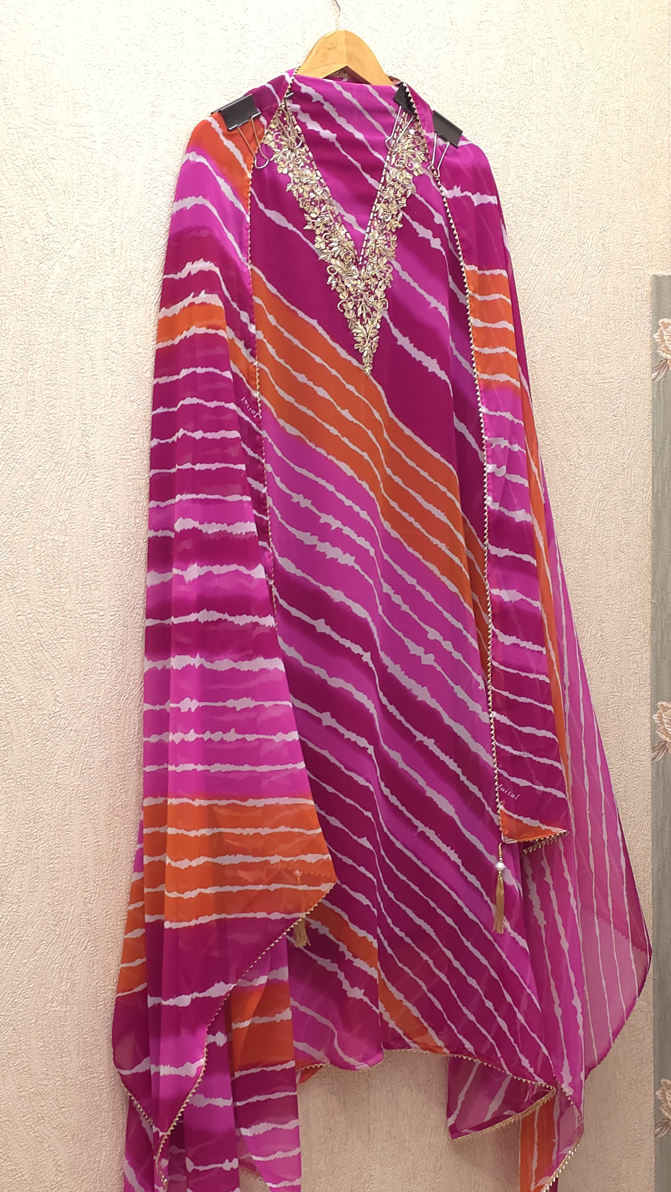 Georgette Leheriya V-Neck Handwork Suit