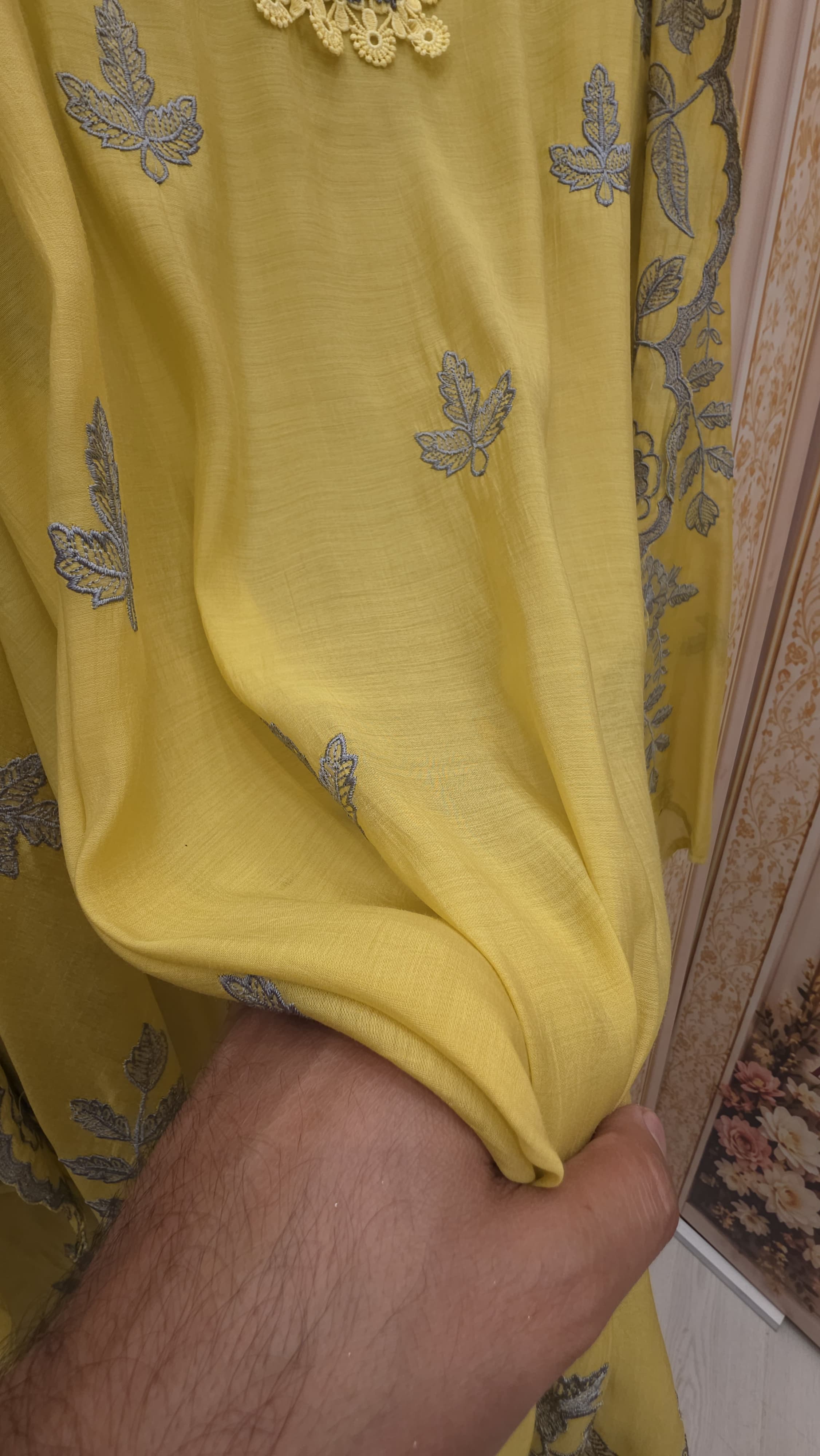 Smart Casual Threadwork Mulchanderi Suit