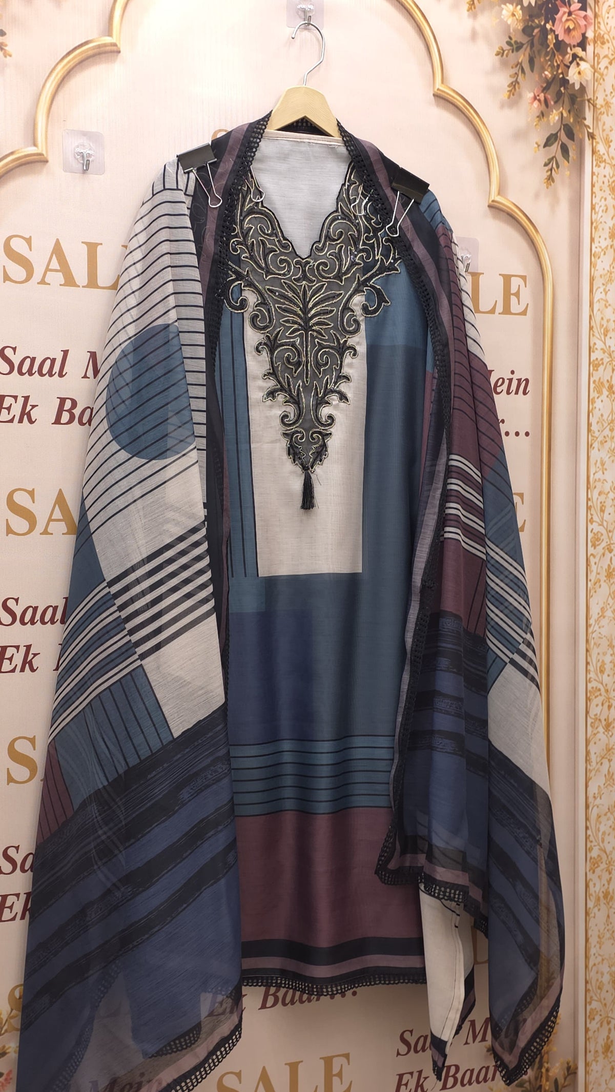 Modern Print's - Maheshwari Silk Suit
