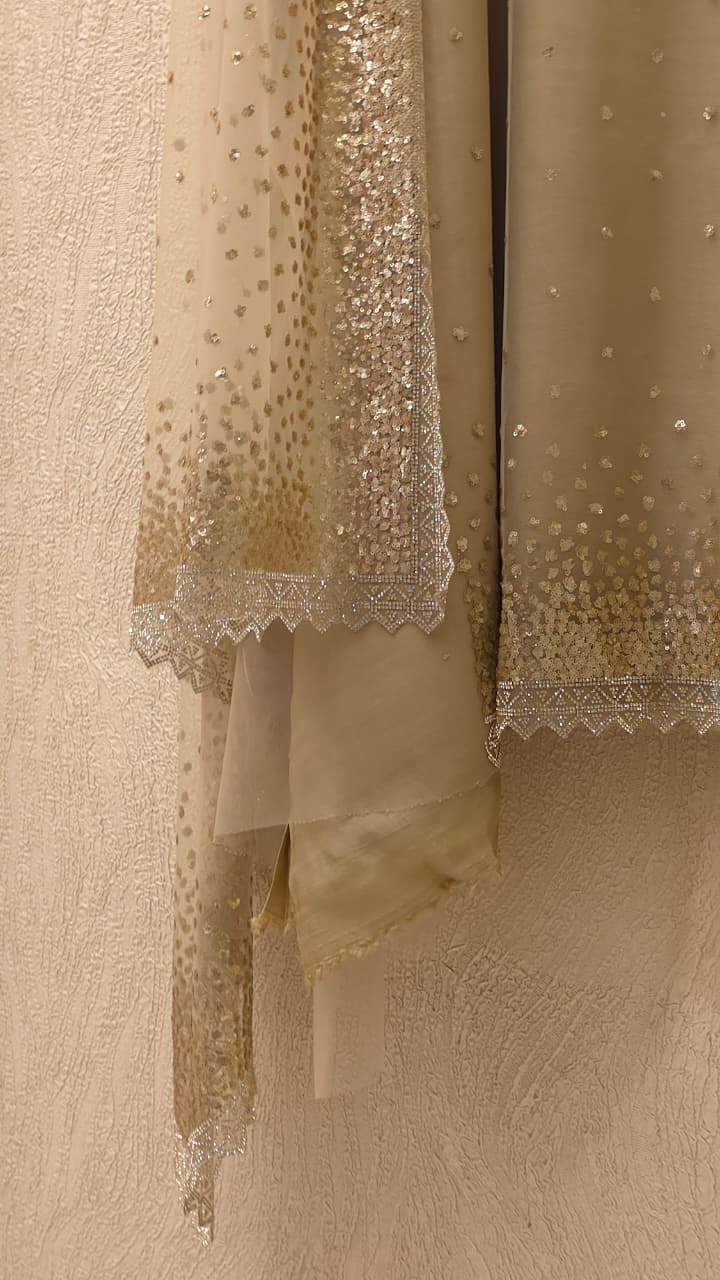 Glamorous Suit 2.O -Melting Gold Embroidered