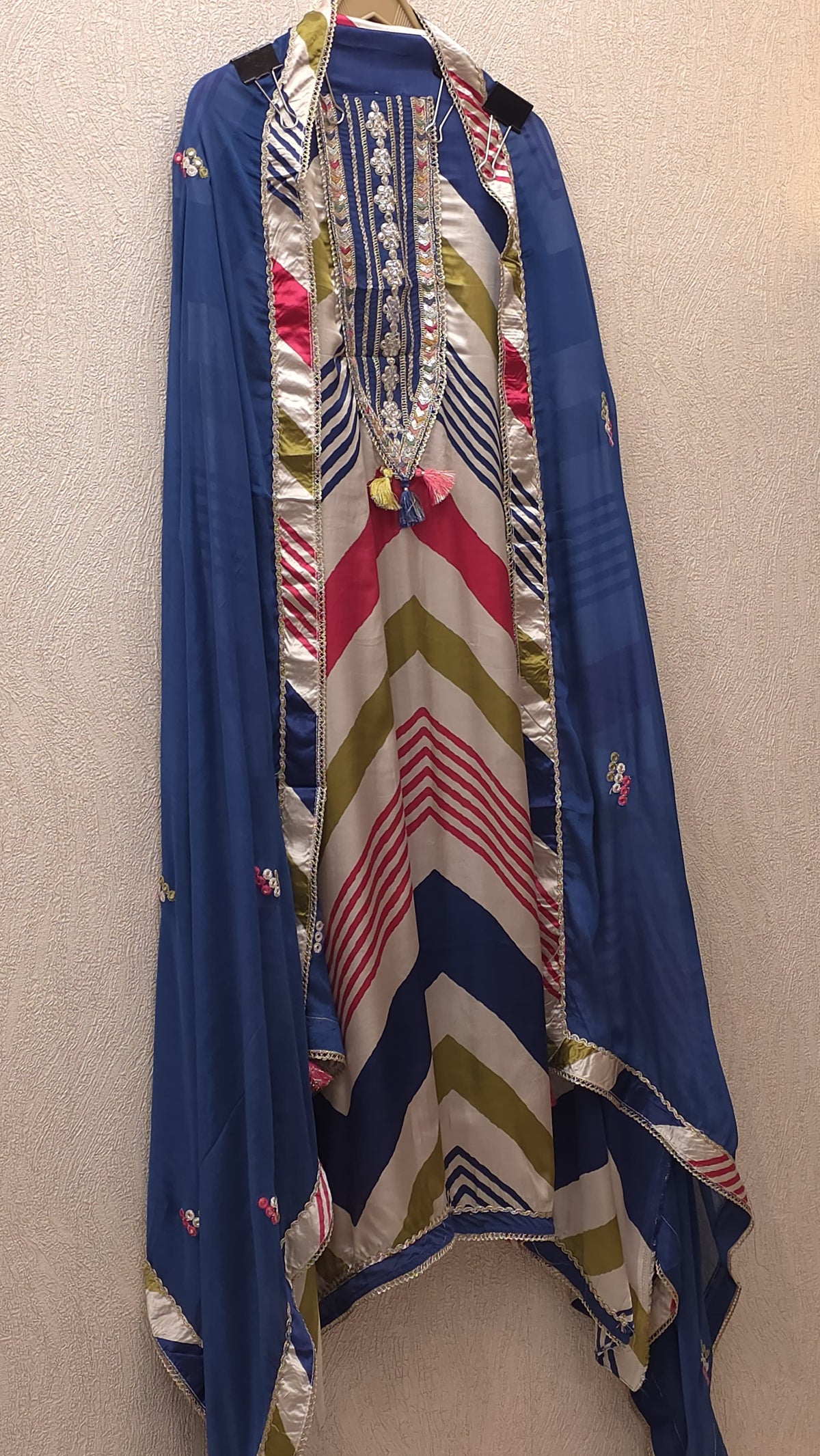 Gaji Silk 19.O with Chevron Prints