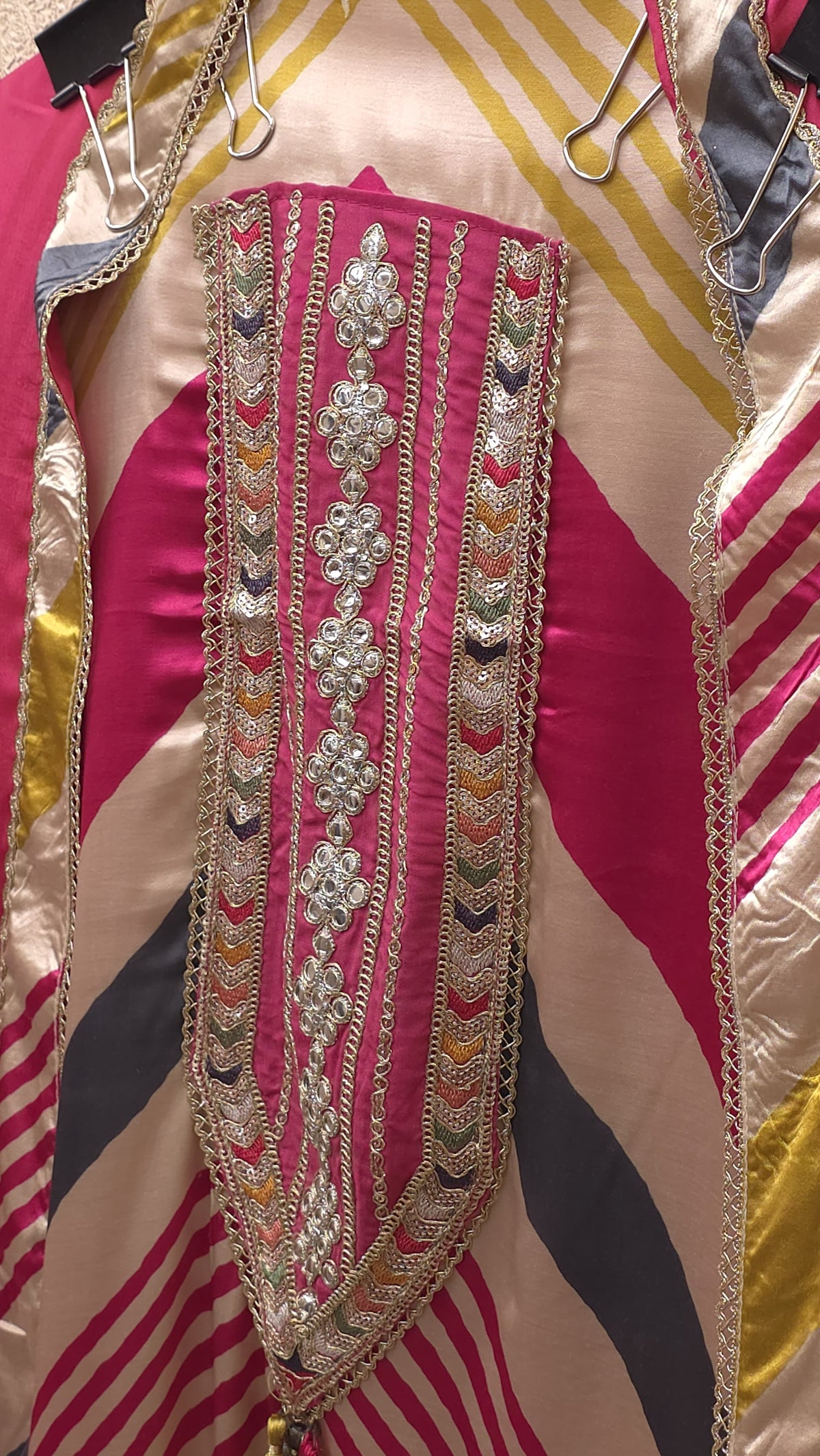 Gaji Silk 19.O with Chevron Prints