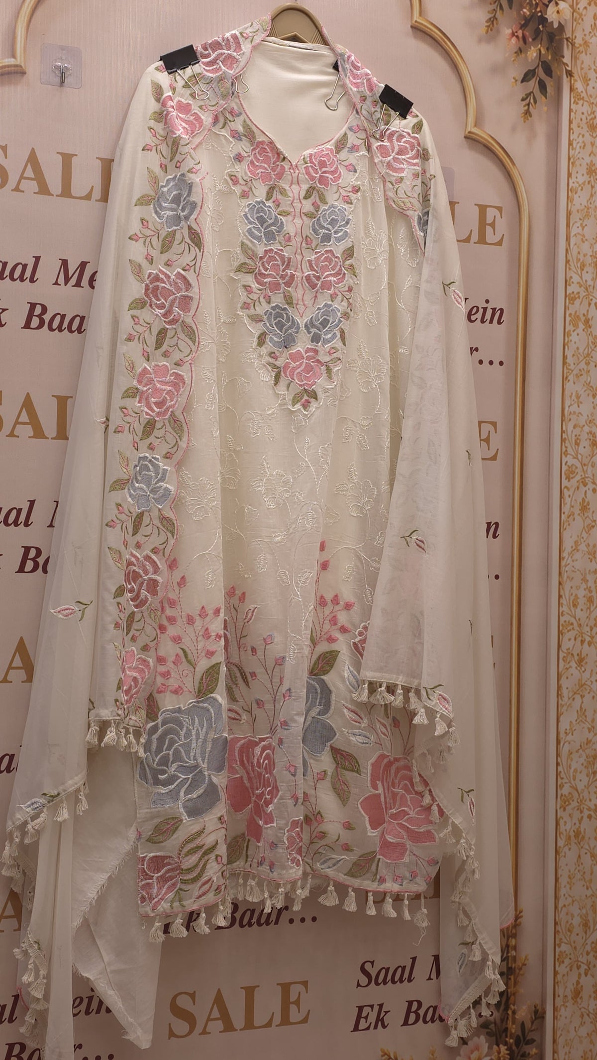 Exquisite Mulchanderi Floral Embroidered Suit