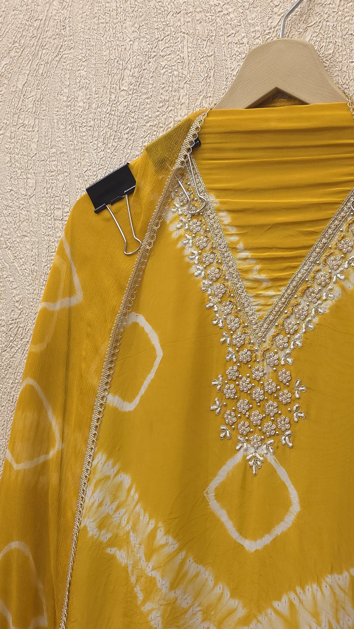 Crepe Shibori Suit With Chiffon Dupatta