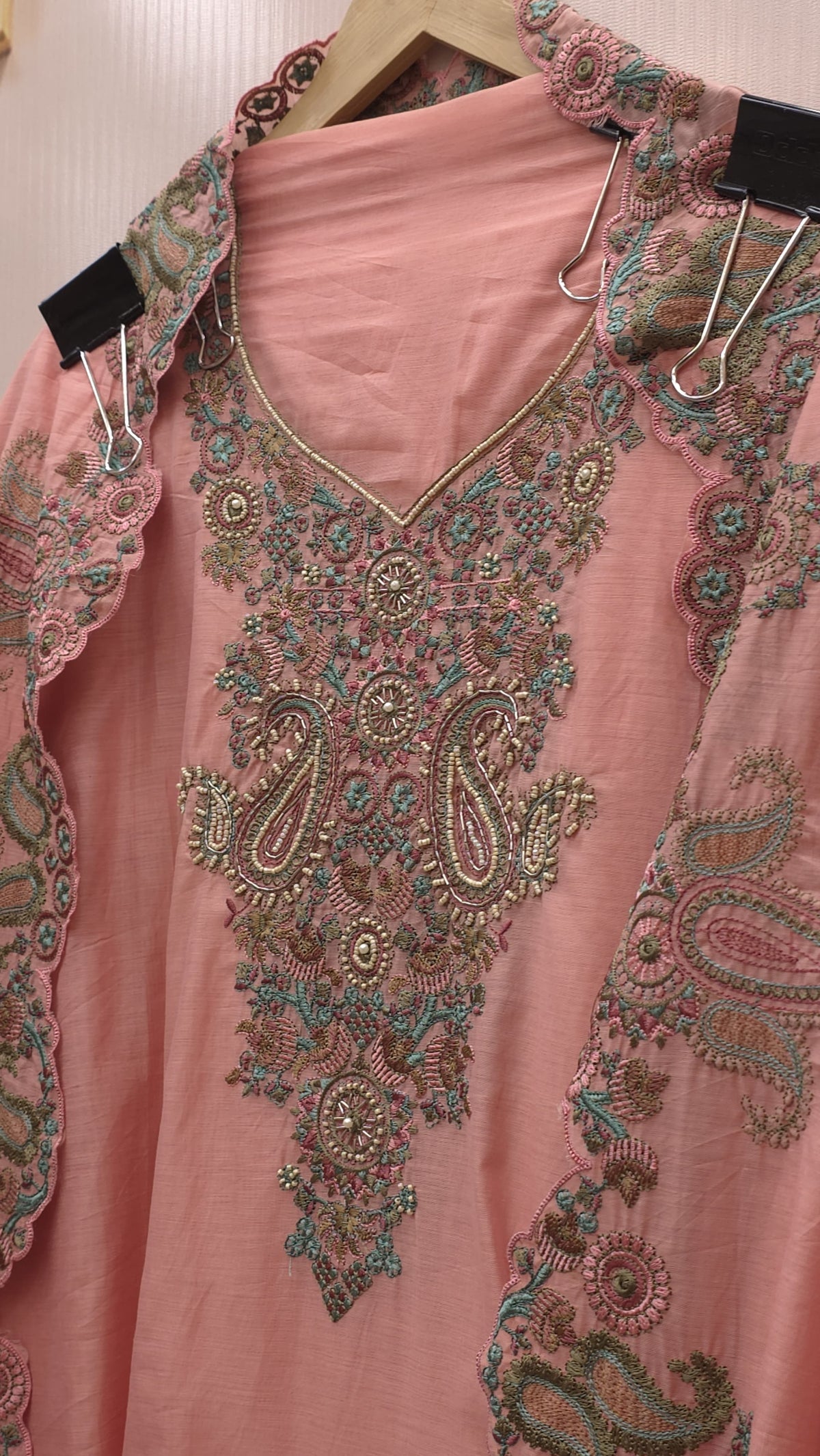 Calcutta Embroidered Mulchanderi Designer Suit