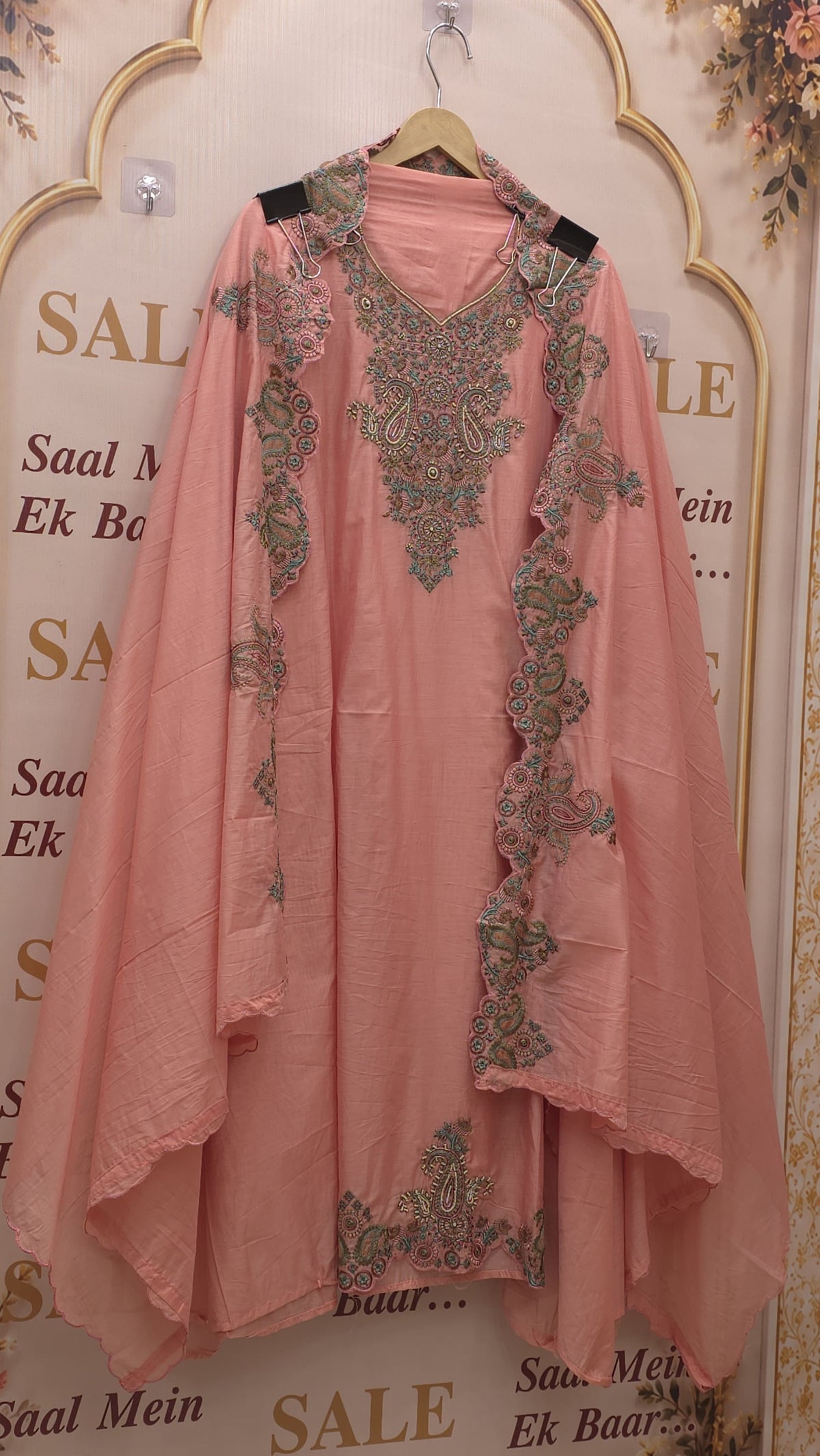 Calcutta Embroidered Mulchanderi Designer Suit