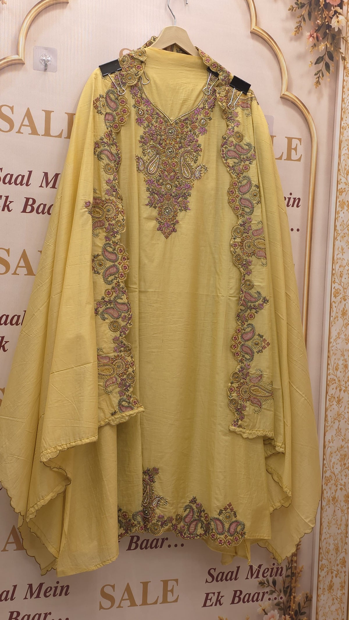 Calcutta Embroidered Mulchanderi Designer Suit