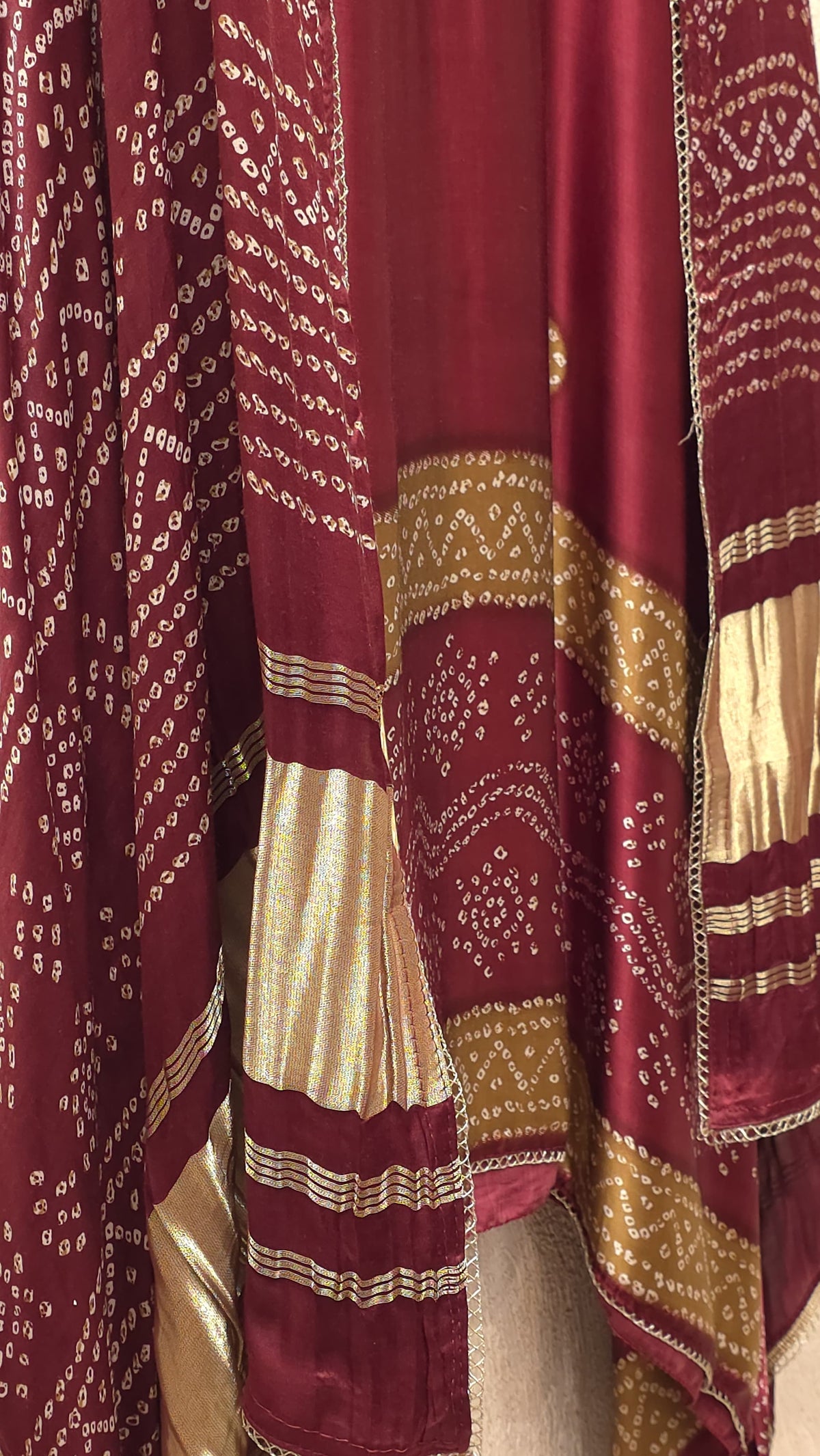 Gajji Silk 20.O with Golden Weave Border