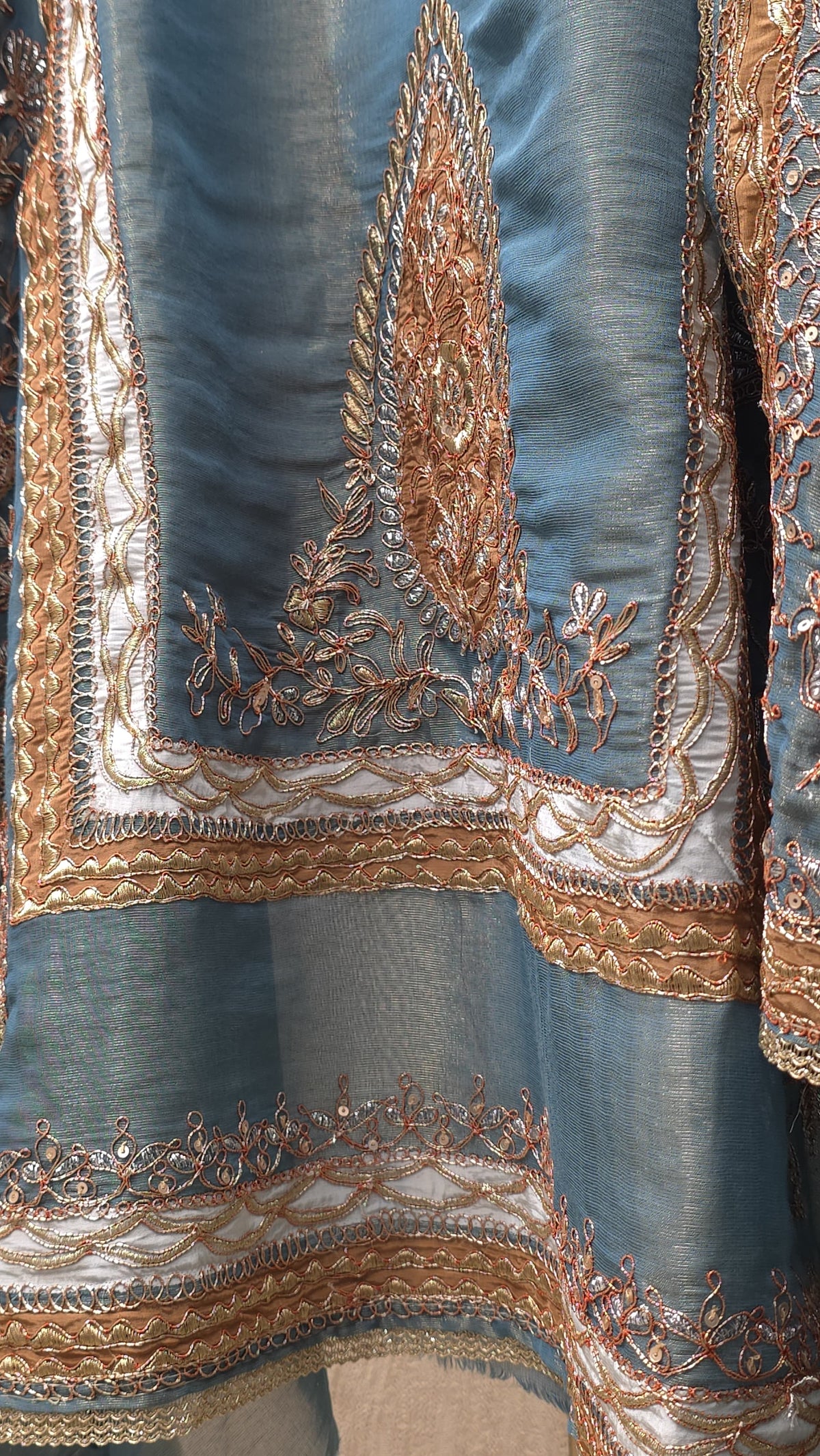 Celebrity Designer Inspired 9.0 (Nidhe Tholia)