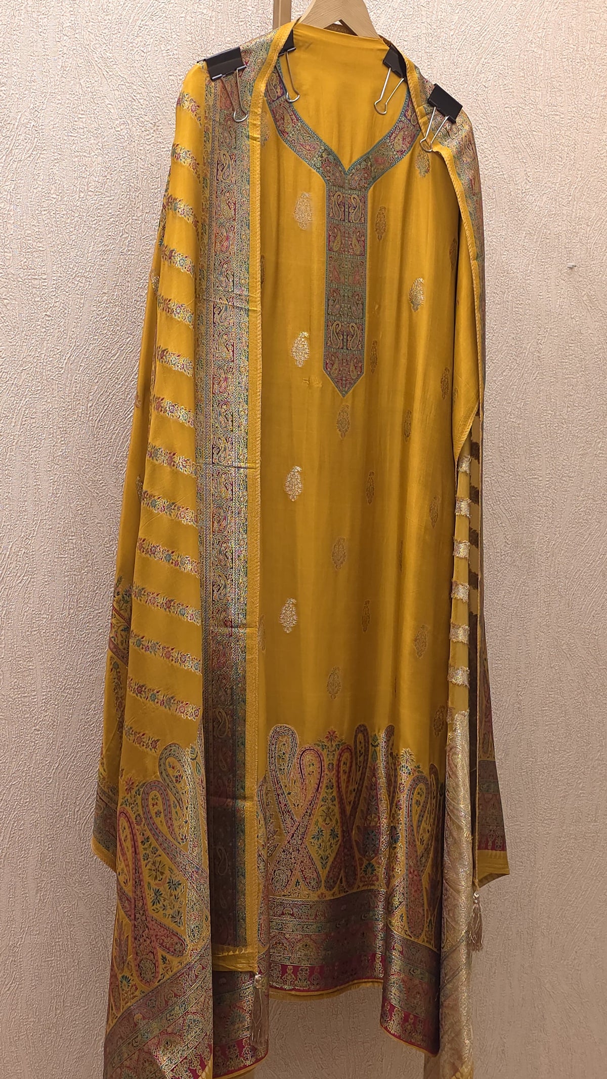 Silk Jacquard Weave suits with Position Printing 10.O