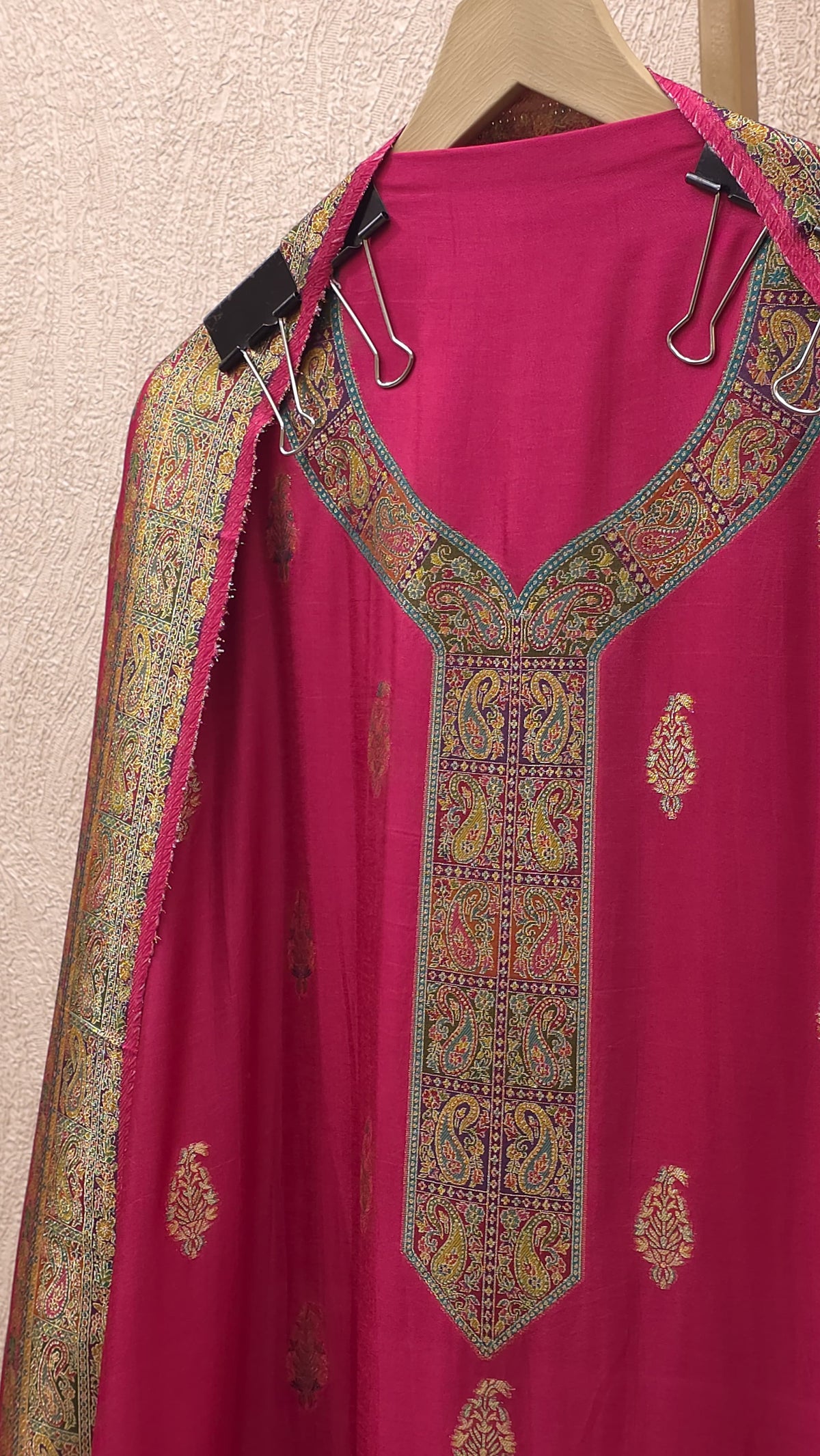 Silk Jacquard Weave suits with Position Printing 10.O