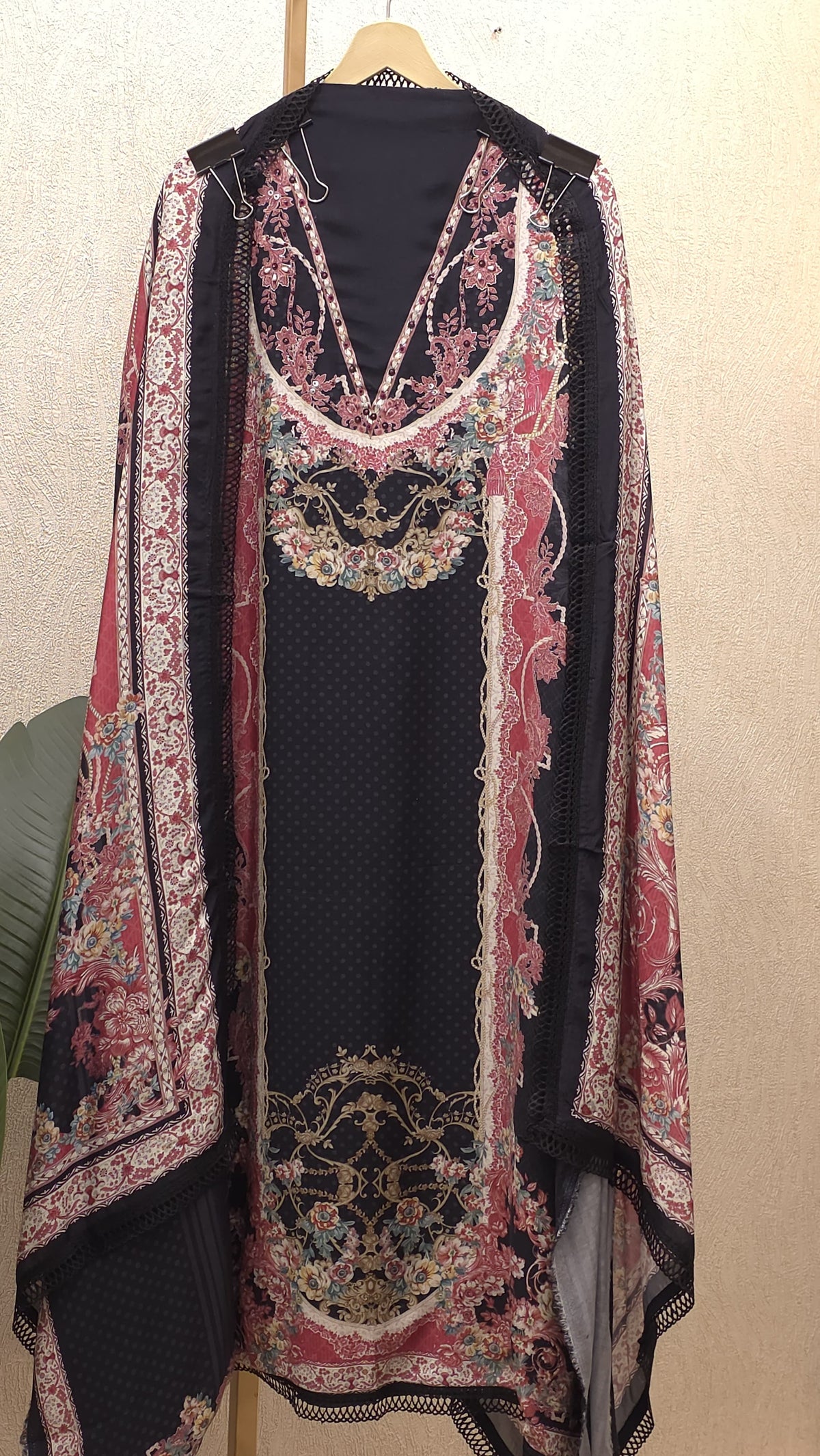 Pakistani Prints – Pure Muslin Suit