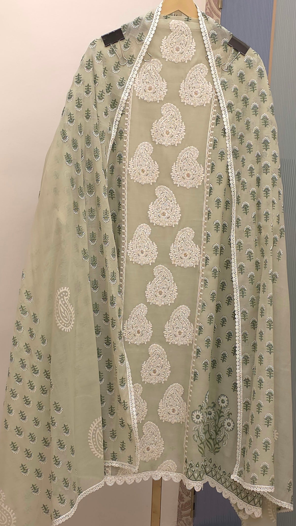 Pure Mulchanderi Lucknowi Embroidered Suit