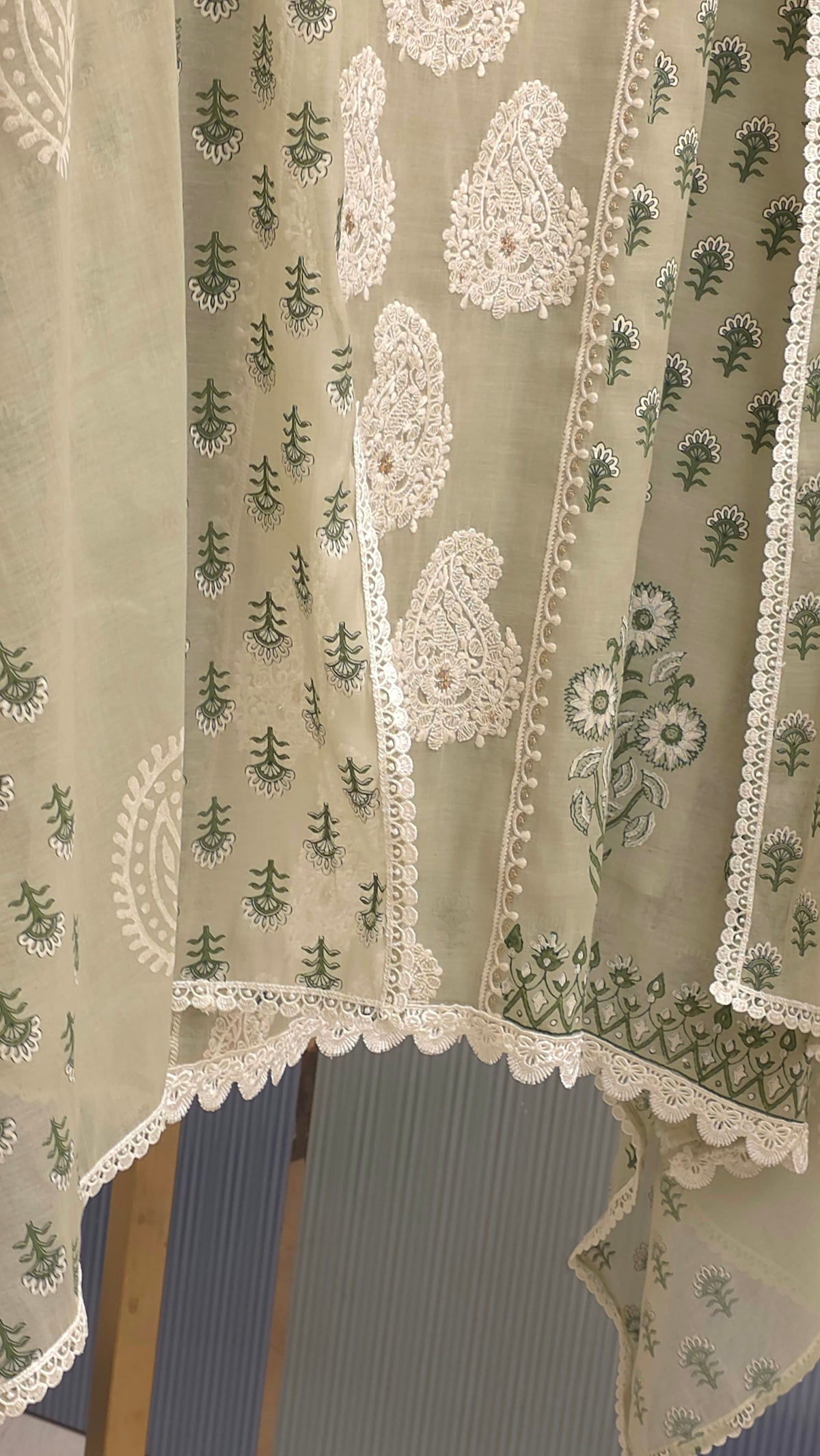 Pure Mulchanderi Lucknowi Embroidered Suit