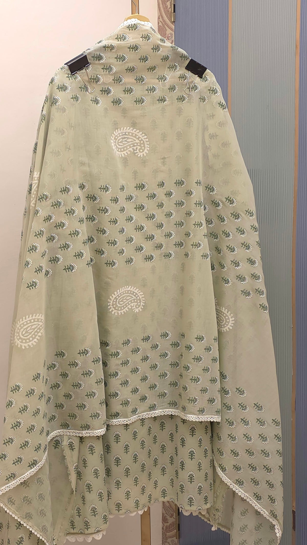 Pure Mulchanderi Lucknowi Embroidered Suit