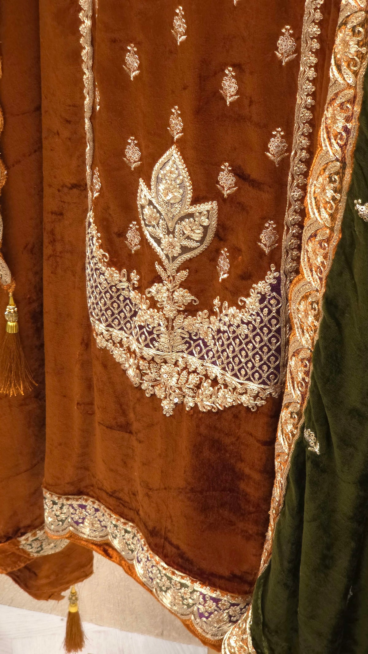 Velvet -Odhni Suit 3.O